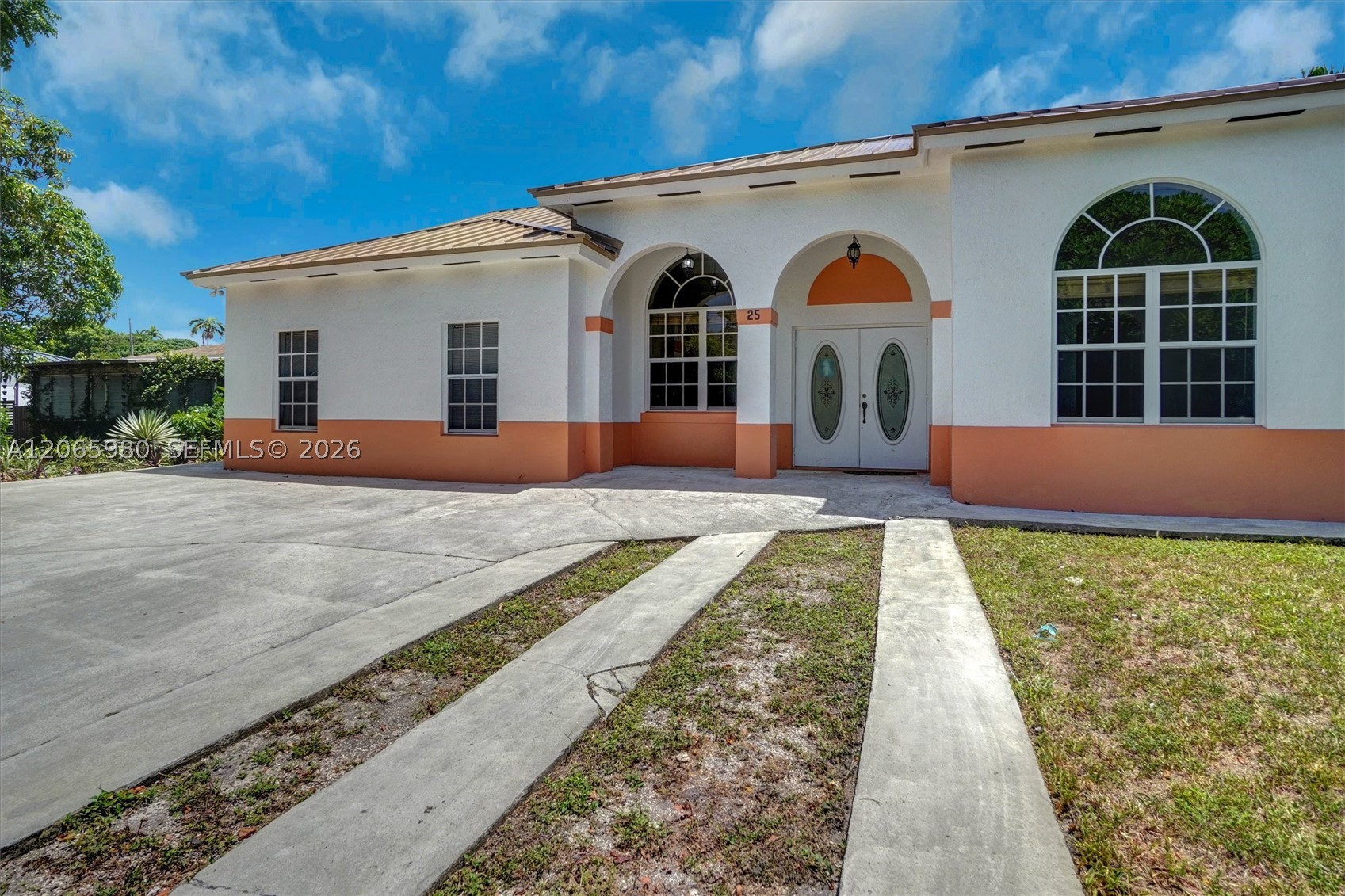 25 Ludlam Dr, Miami Springs FL 33166