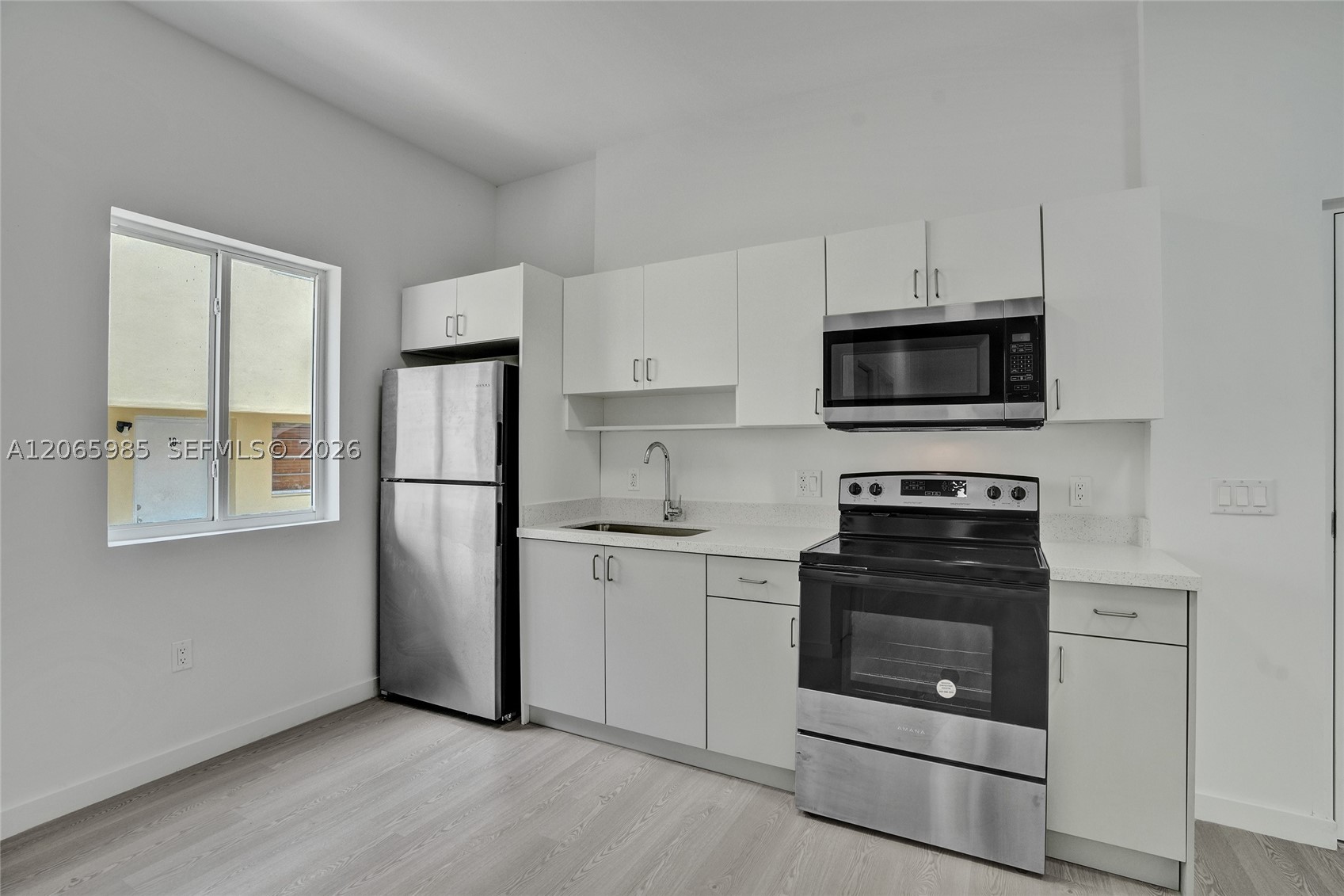 1567 NW 1st St #14, Miami FL 33125