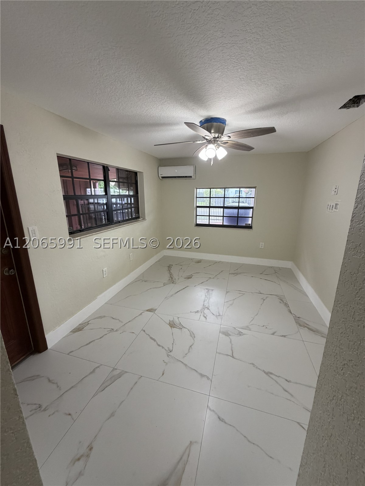 2424 SW 21st Ter #IN-LAW DETACHD, Miami FL 33145
