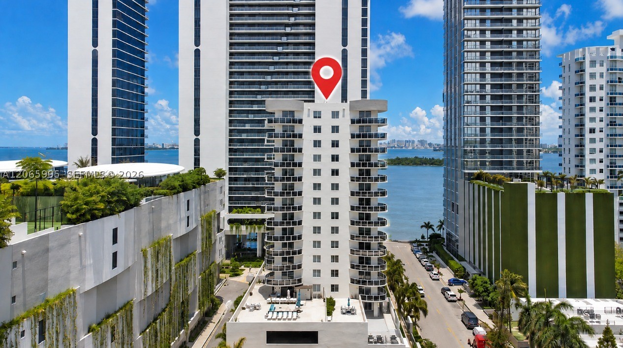 601 NE 23rd St #PH02, Miami FL 33137