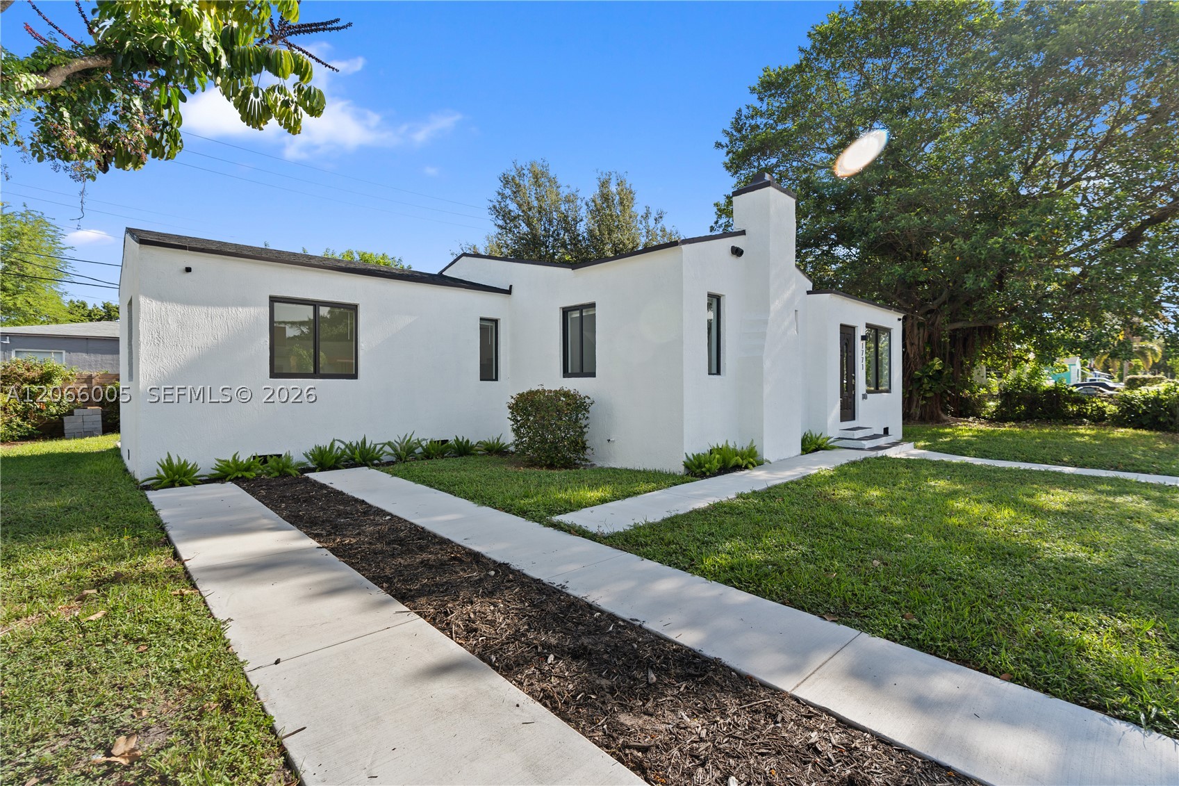 1771 NW 48th St, Miami FL 33142