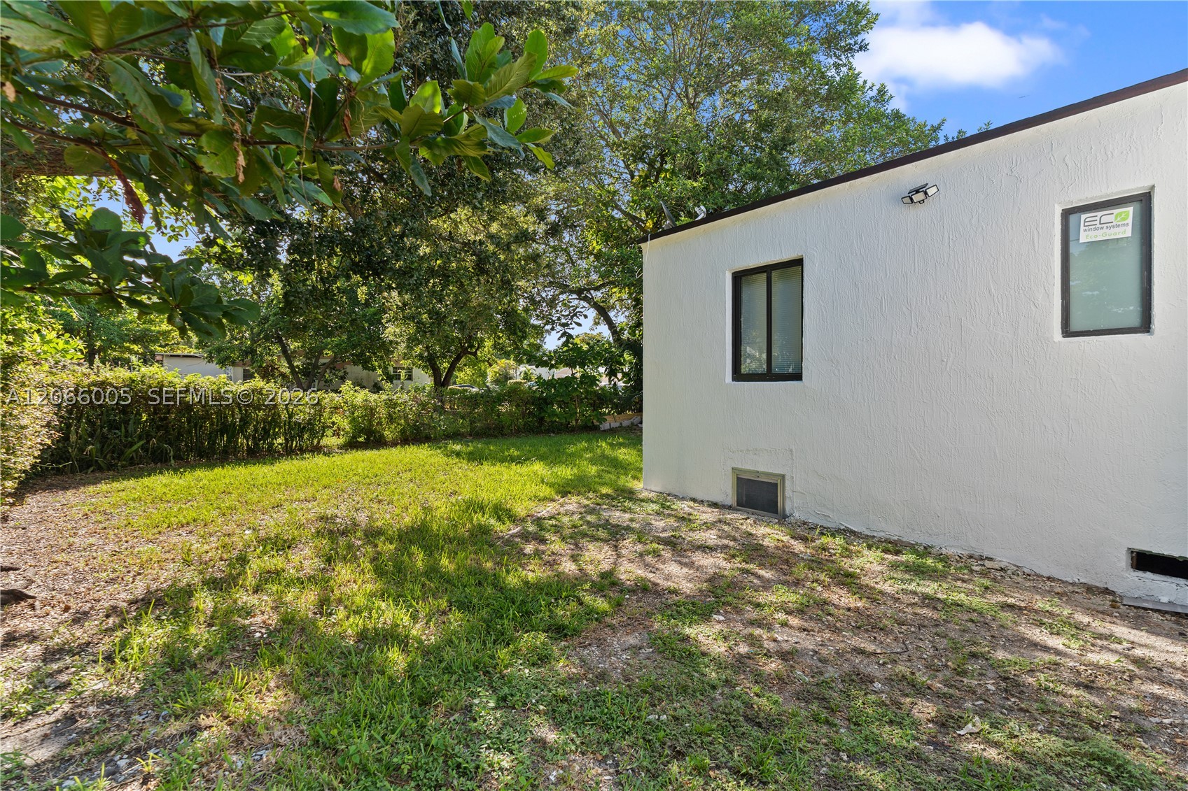 1771 NW 48th St, Miami FL 33142