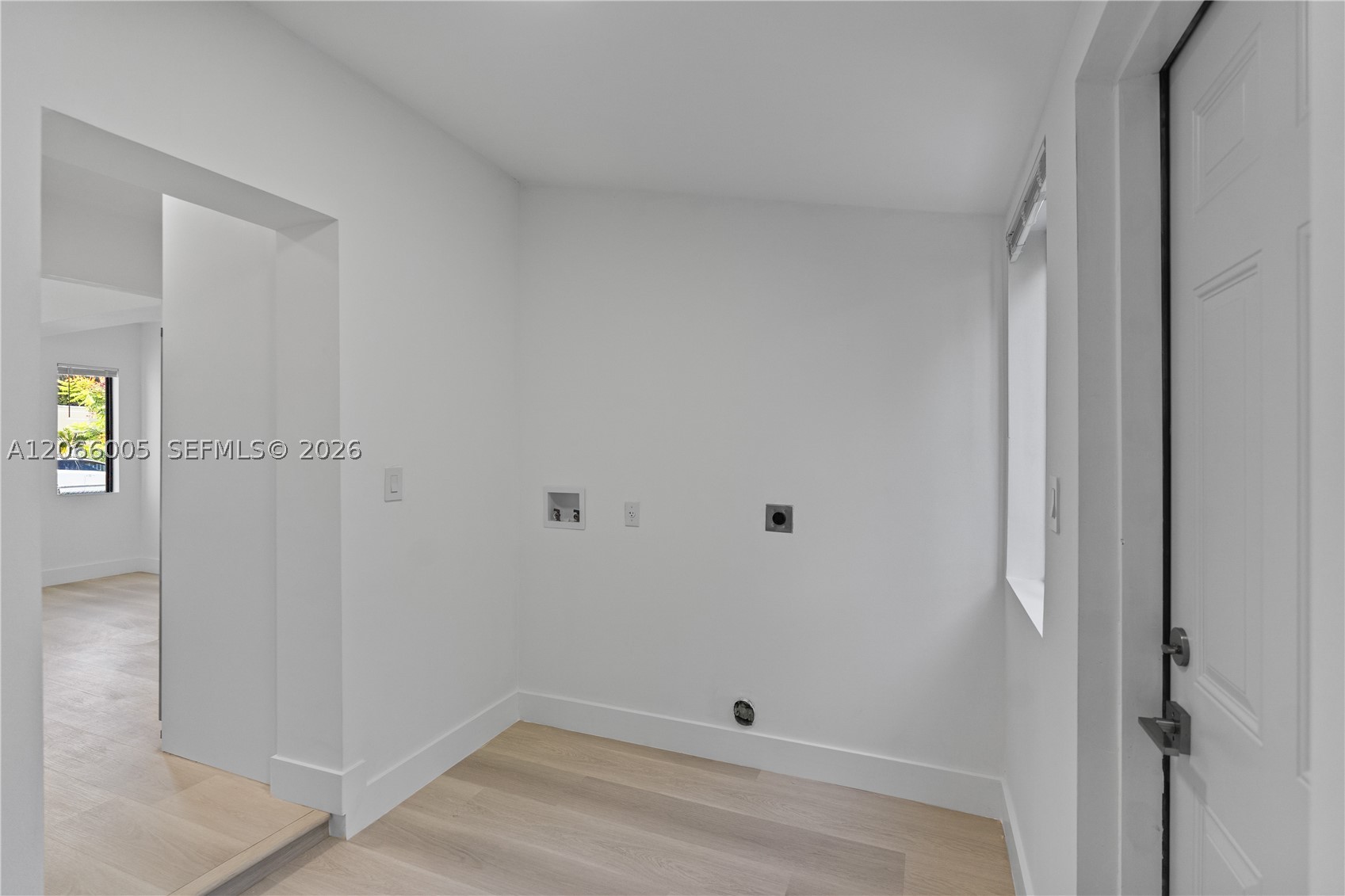 1771 NW 48th St, Miami FL 33142
