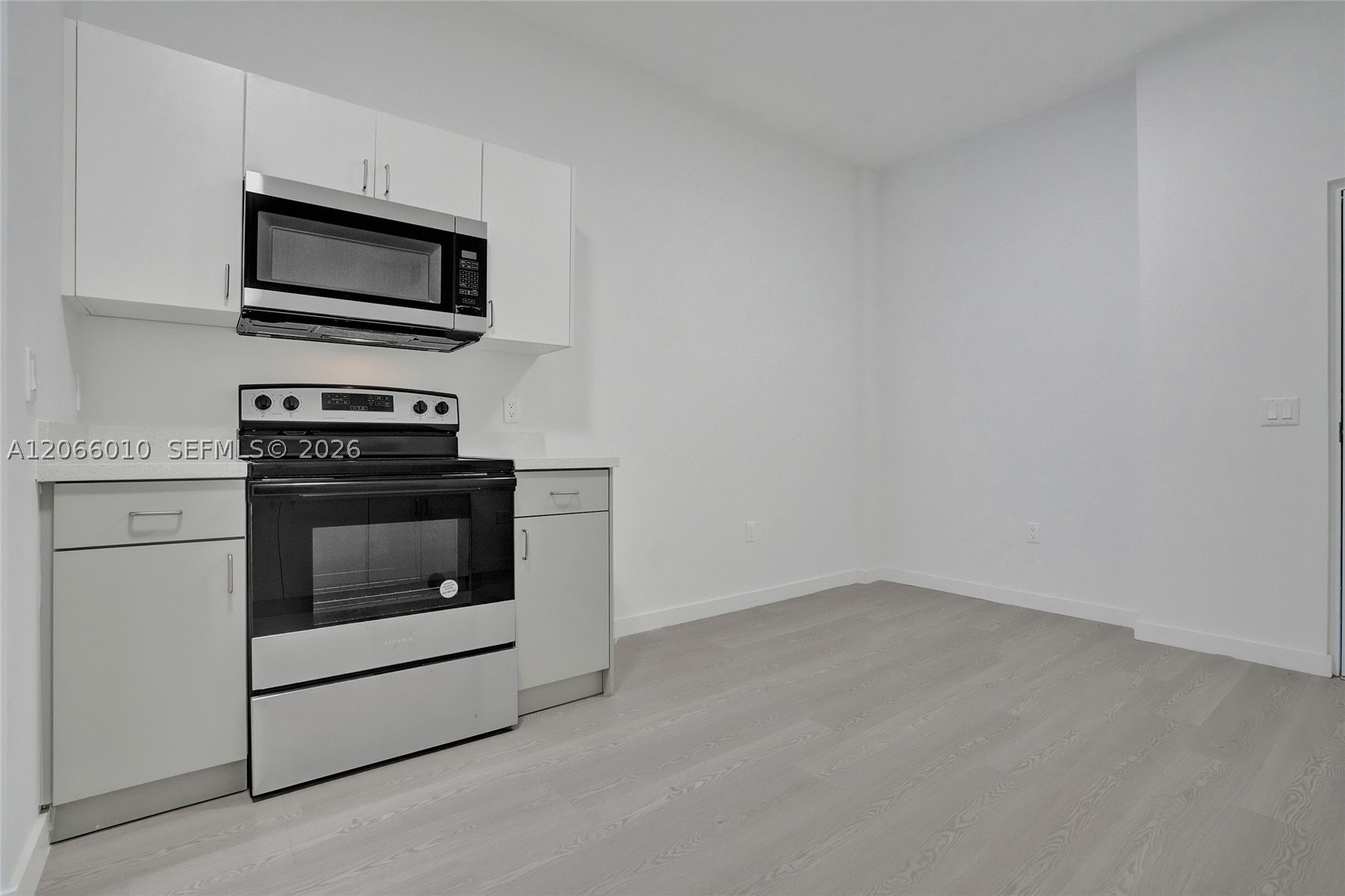 1567 NW 1st St #10, Miami FL 33125