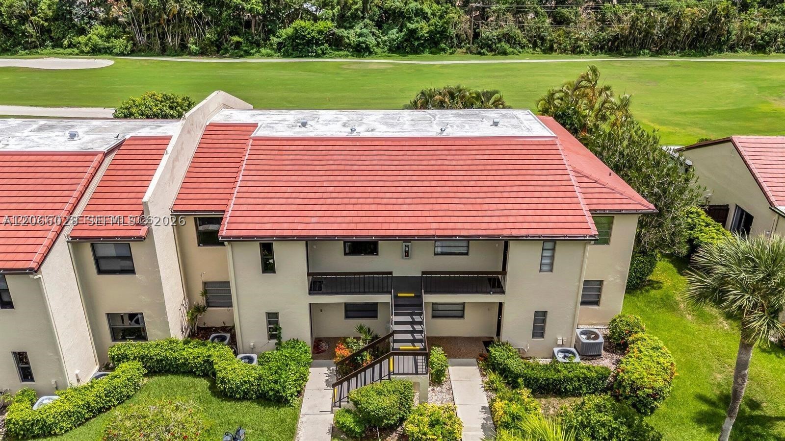 8535 Casa Del Lago #F, Boca Raton FL 33433