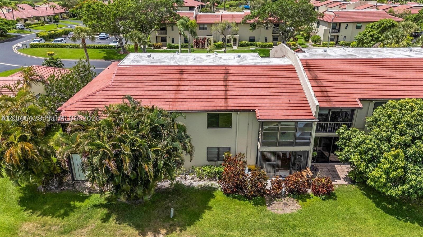 8535 Casa Del Lago #F, Boca Raton FL 33433
