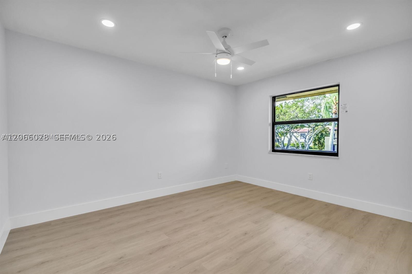 8535 Casa Del Lago #F, Boca Raton FL 33433