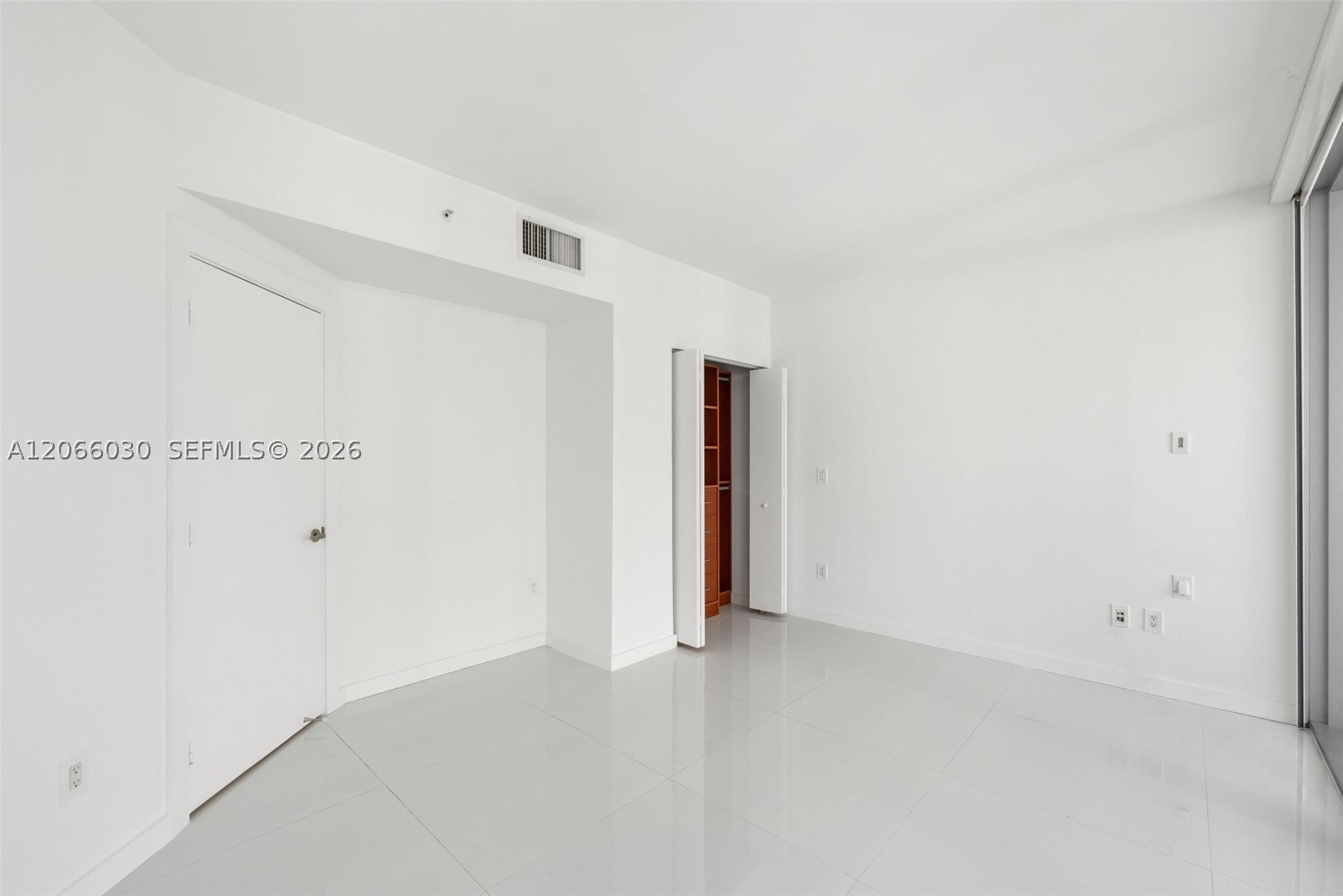 1331 Brickell Bay Dr #4107, Miami FL 33131