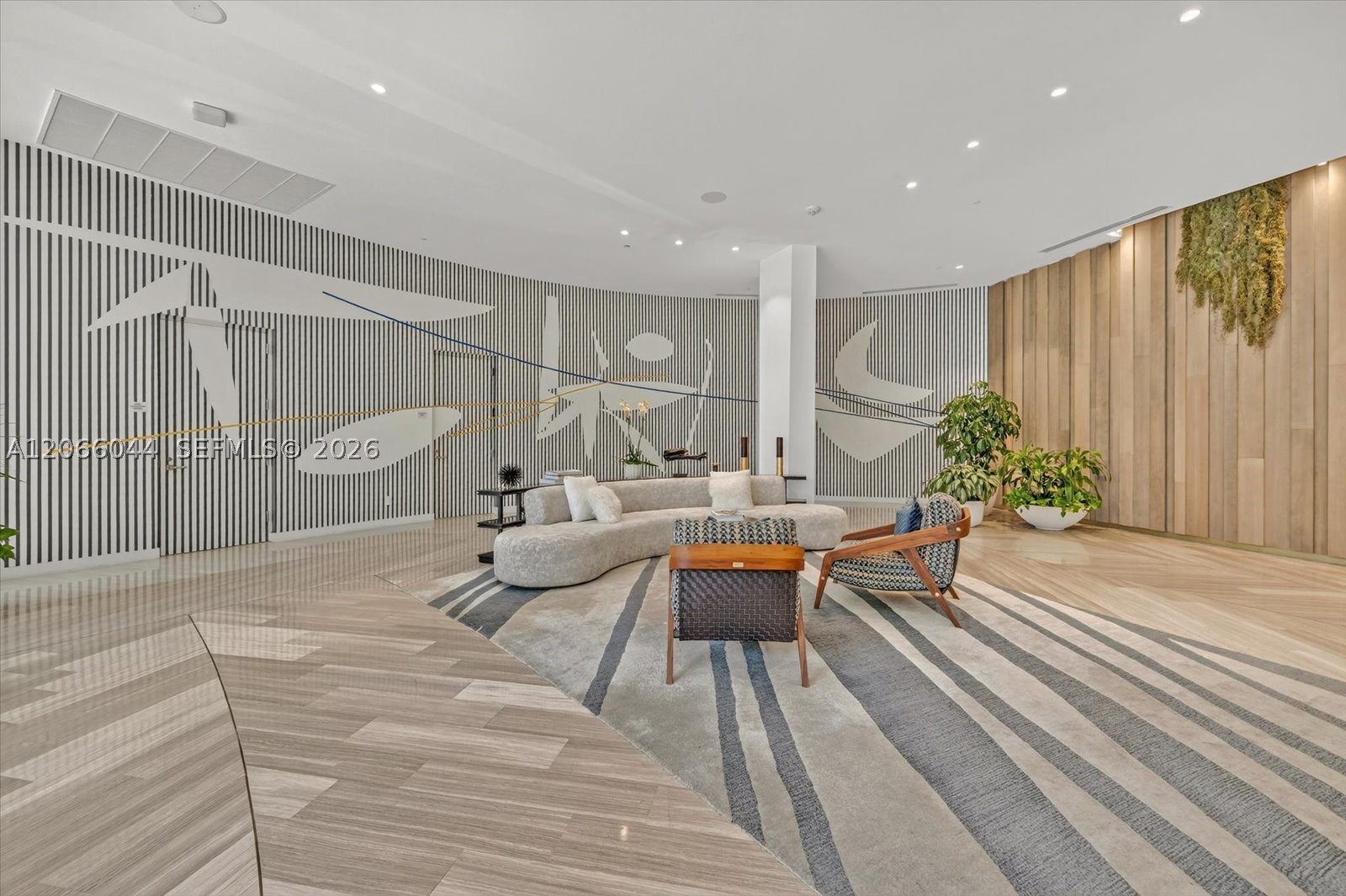 2821 S Bayshore Dr #11B, Miami FL 33133