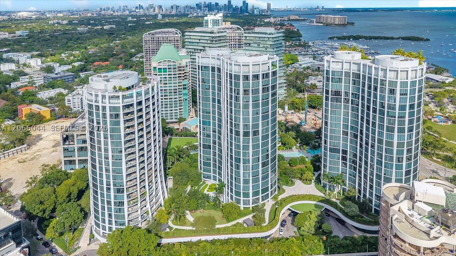 2821 S Bayshore Dr #11B, Miami FL 33133