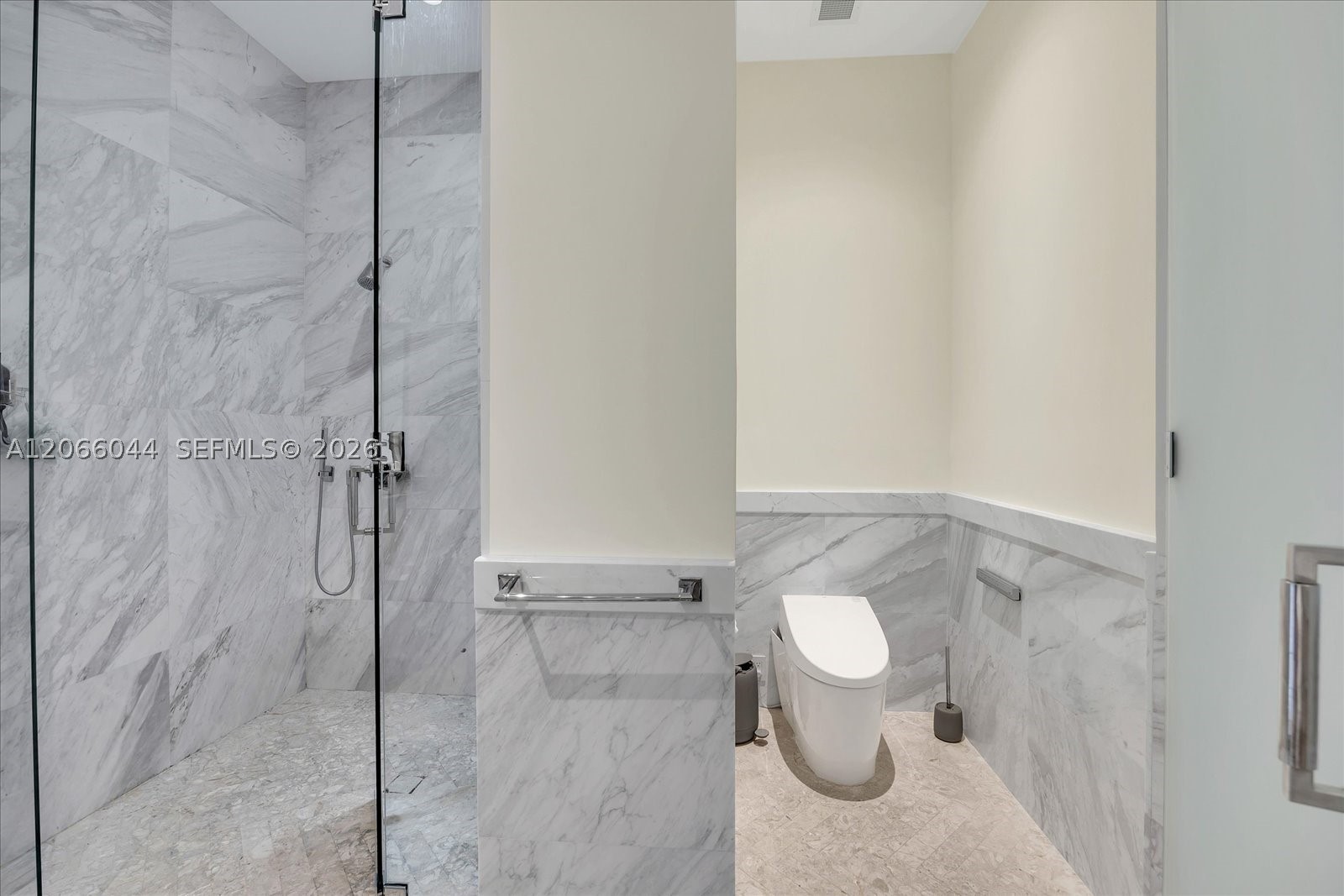2821 S Bayshore Dr #11B, Miami FL 33133