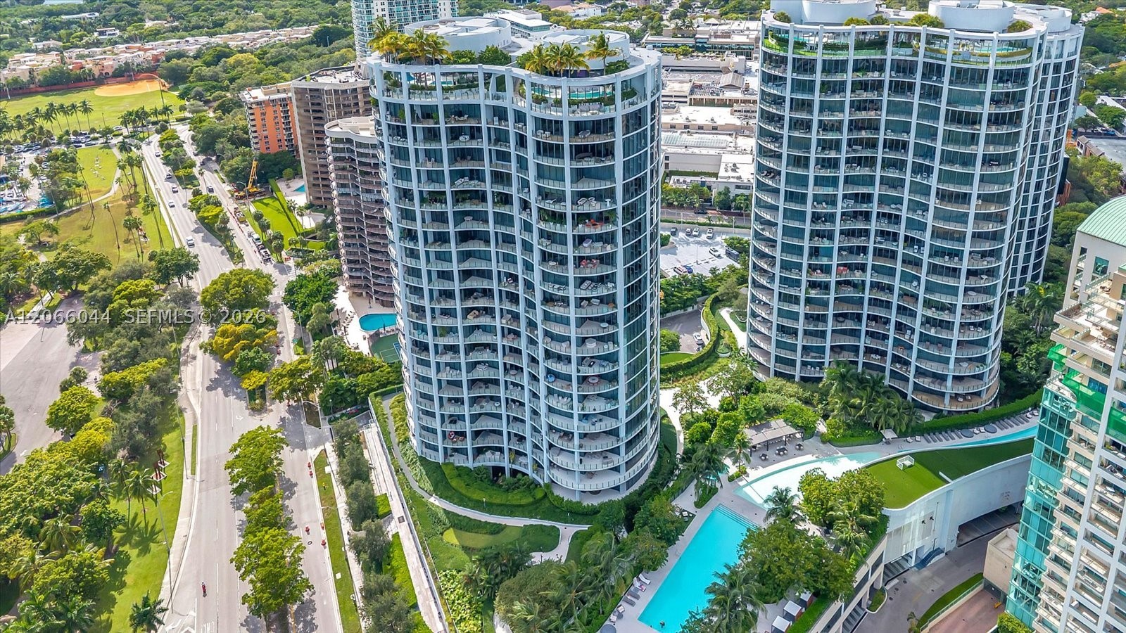 2821 S Bayshore Dr #11B, Miami FL 33133