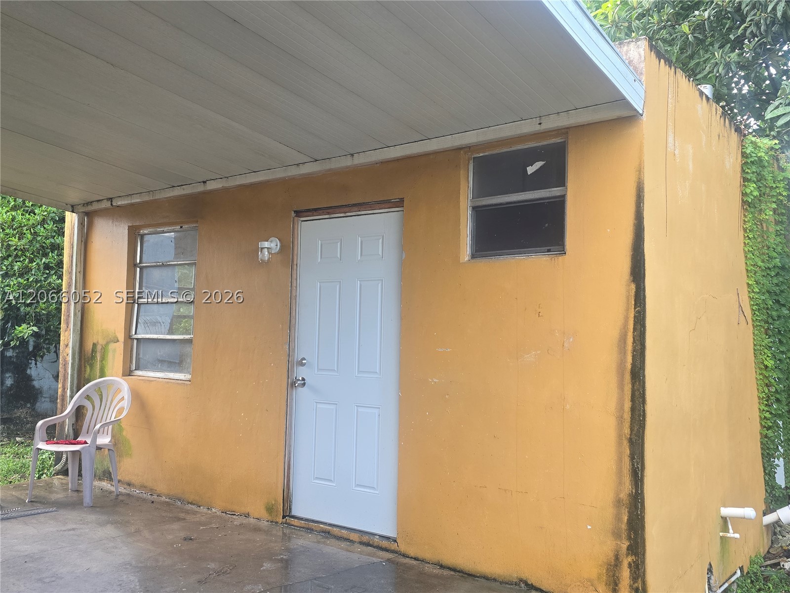 1368 NW 56th St, Miami FL 33142