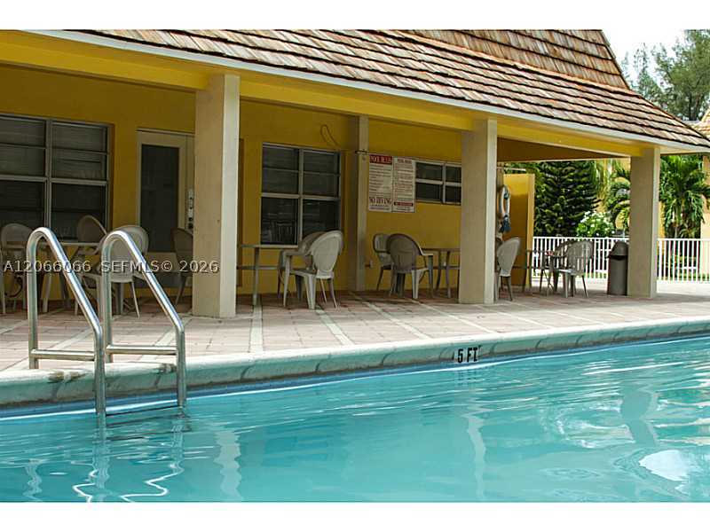 7400 Miami Lakes Dr #D107, Miami Lakes FL 33014