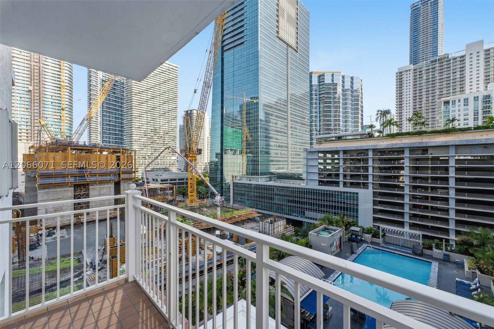 185 SE 14th Ter #1010, Miami FL 33131