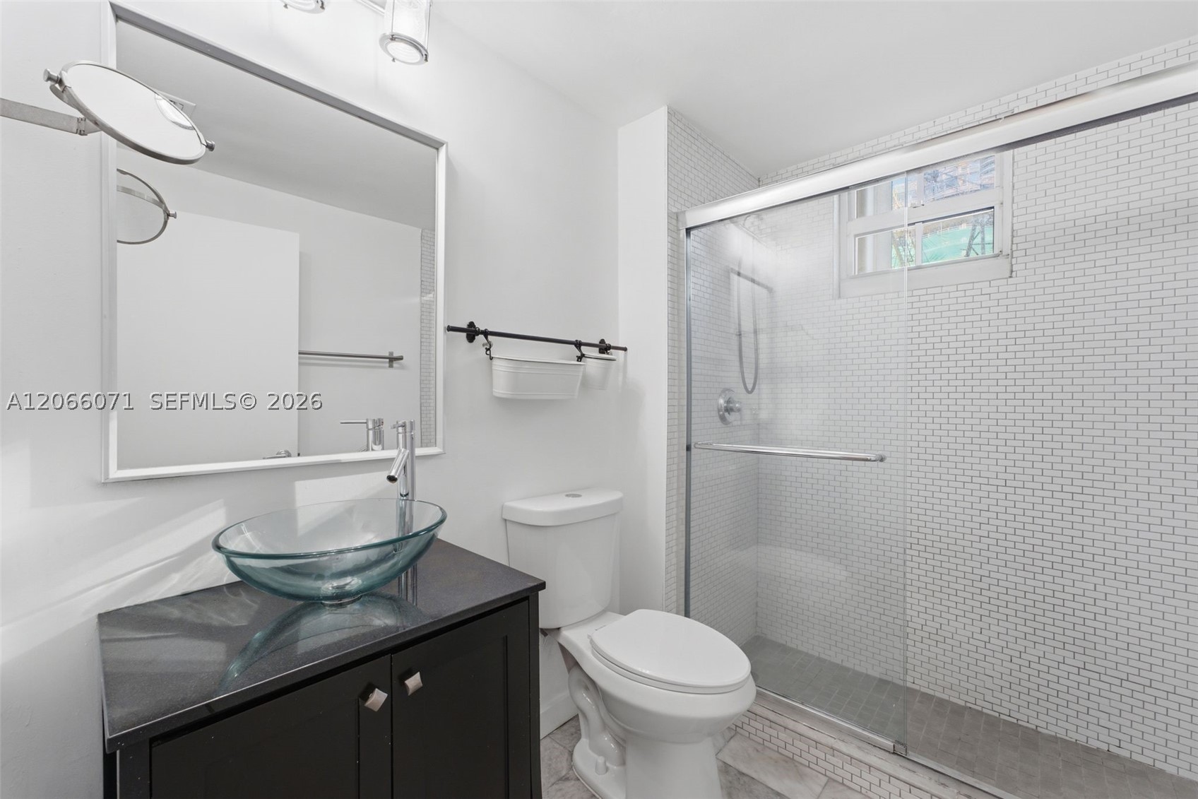 185 SE 14th Ter #1010, Miami FL 33131