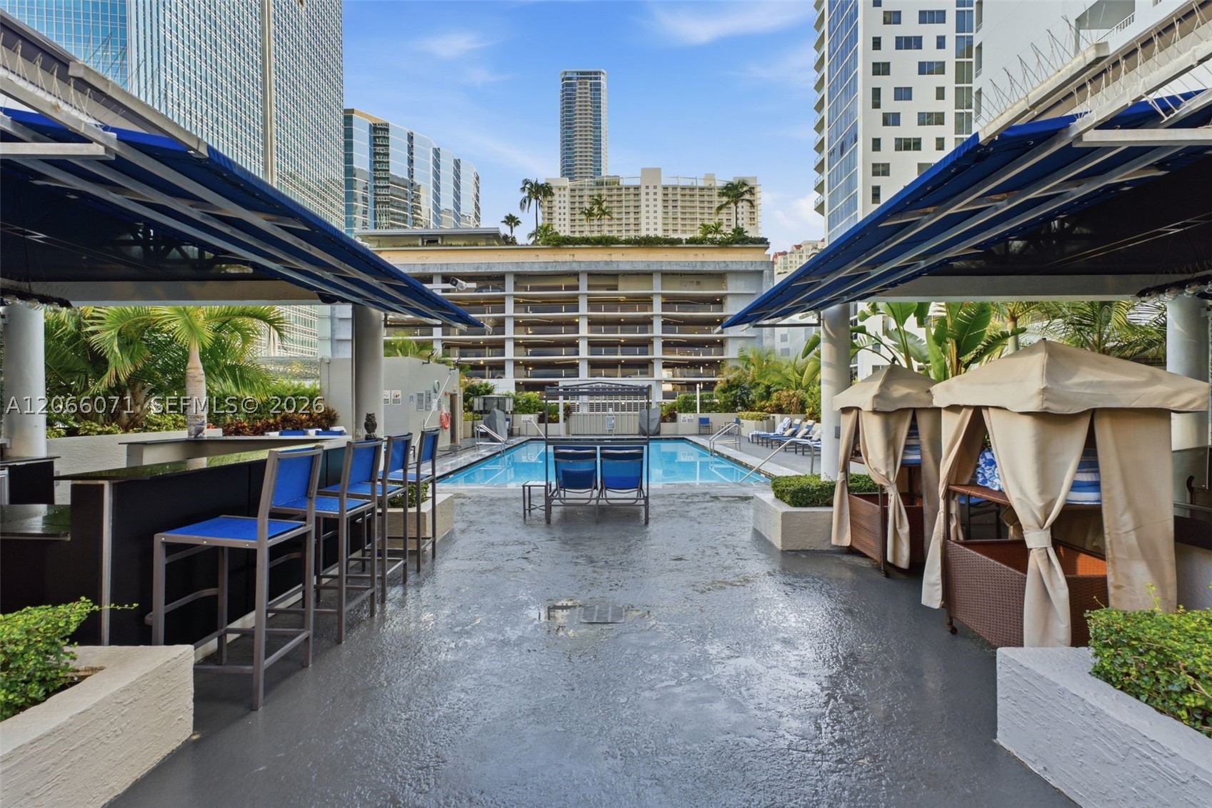 185 SE 14th Ter #1010, Miami FL 33131