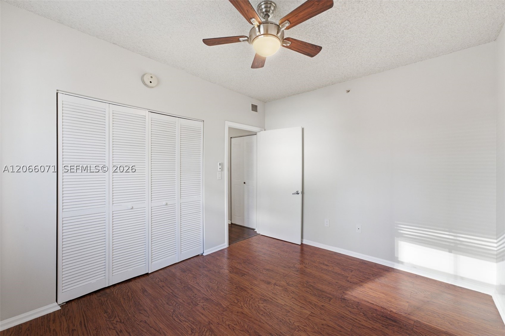 185 SE 14th Ter #1010, Miami FL 33131