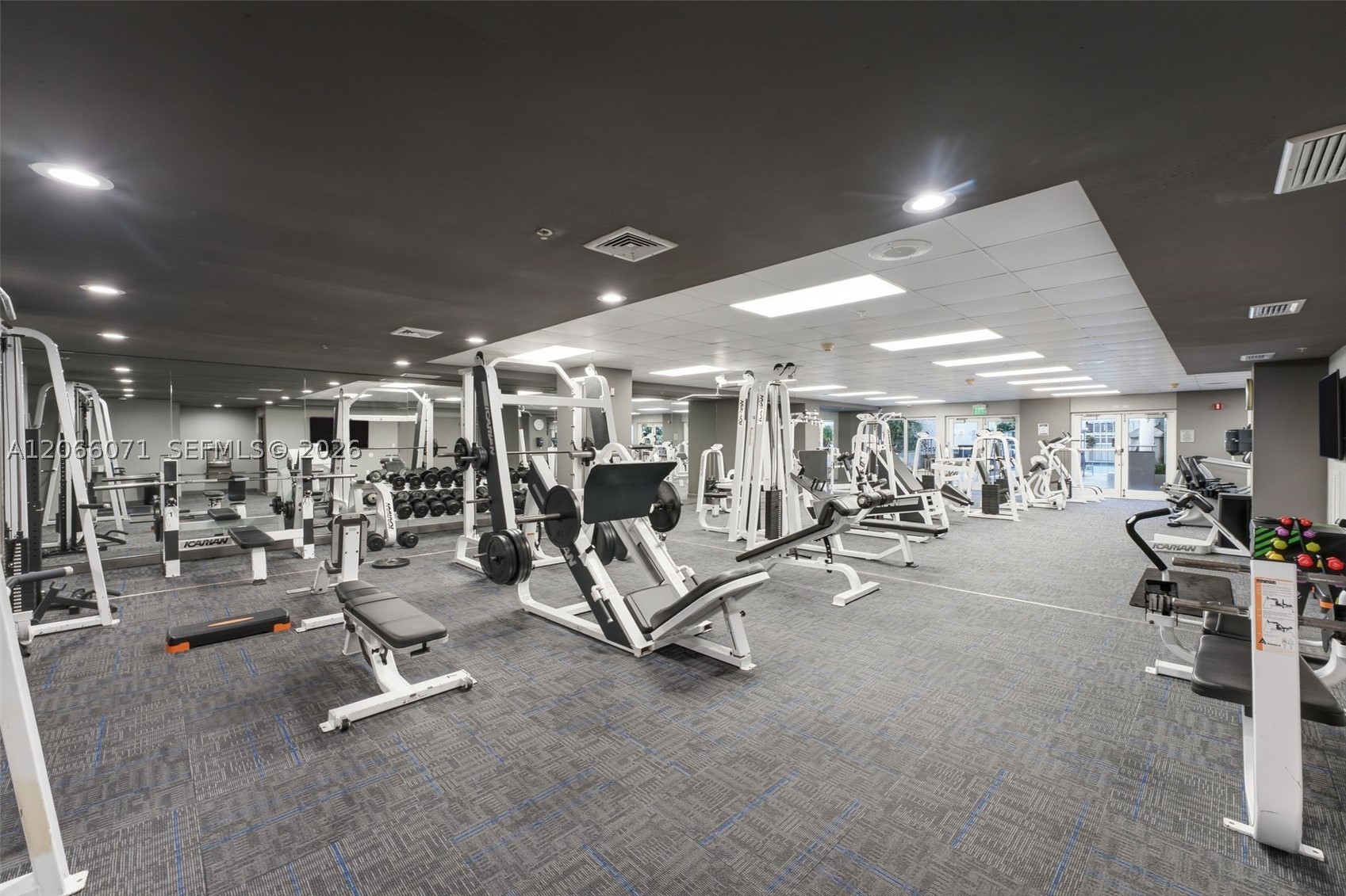 185 SE 14th Ter #1010, Miami FL 33131