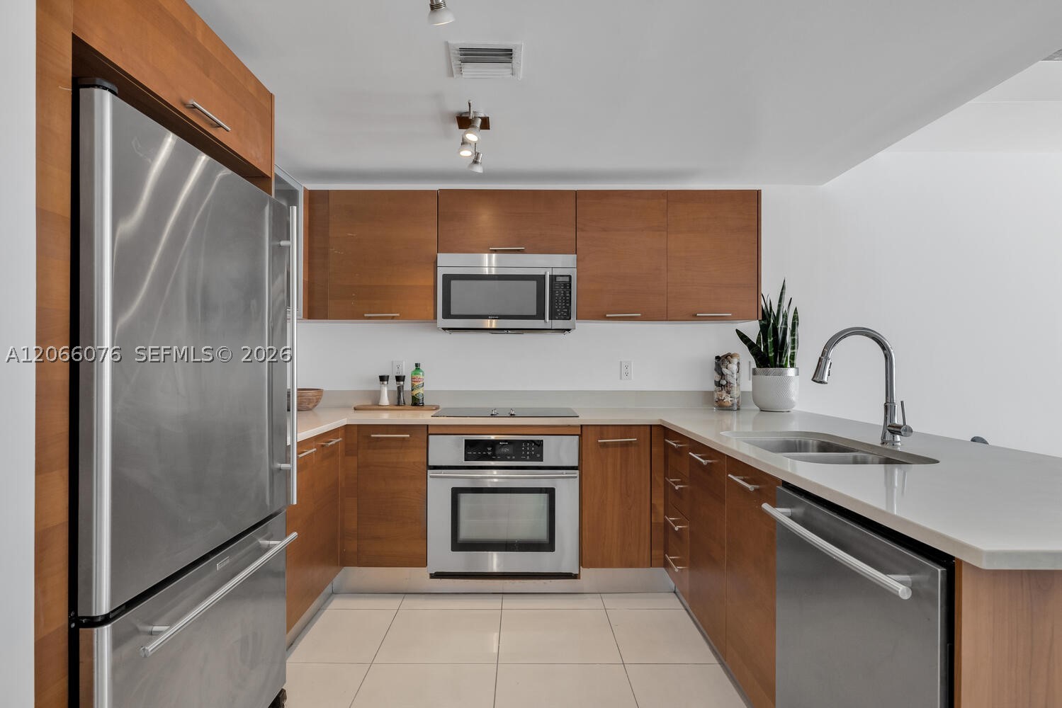 3250 NE 1st Ave #1119, Miami FL 33137