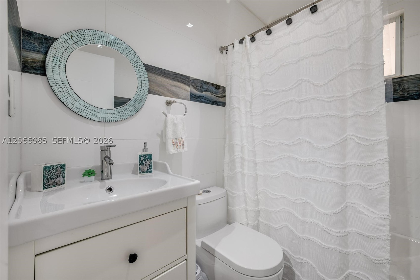 7549 Buccaneer Ave #7549, North Bay Village FL 33141