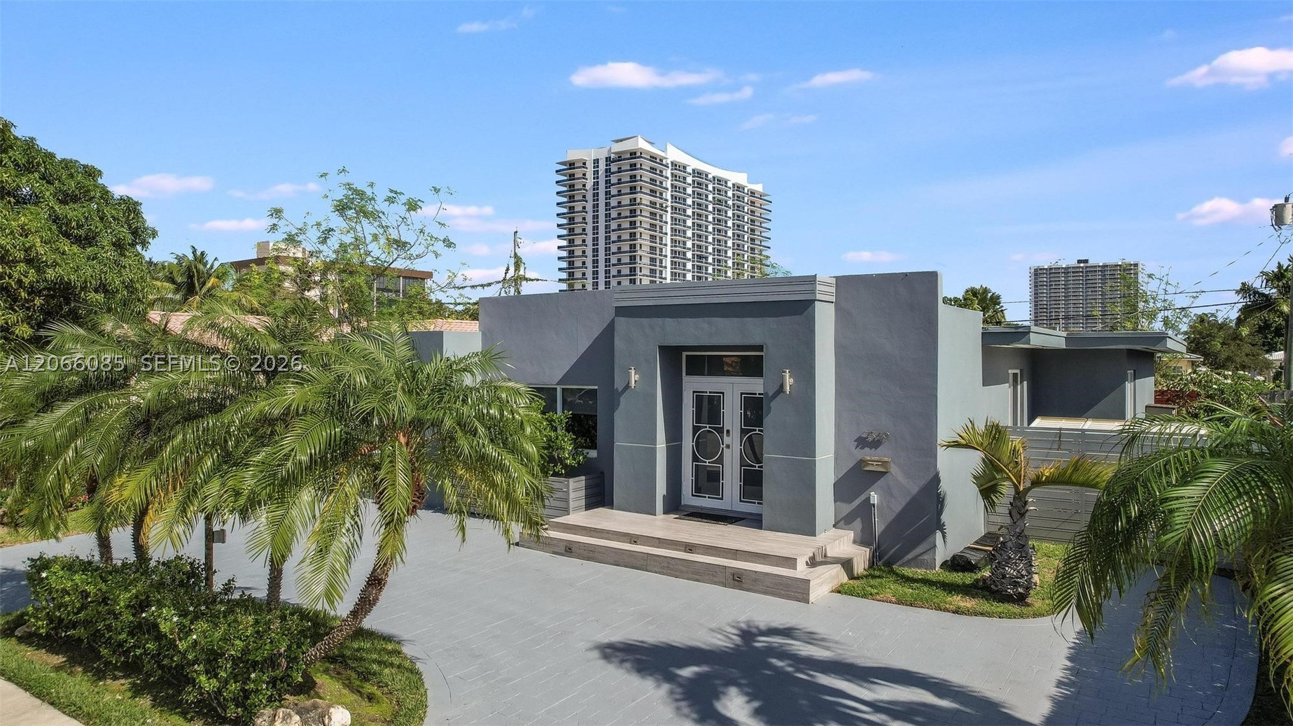 7549 Buccaneer Ave #7549, North Bay Village FL 33141