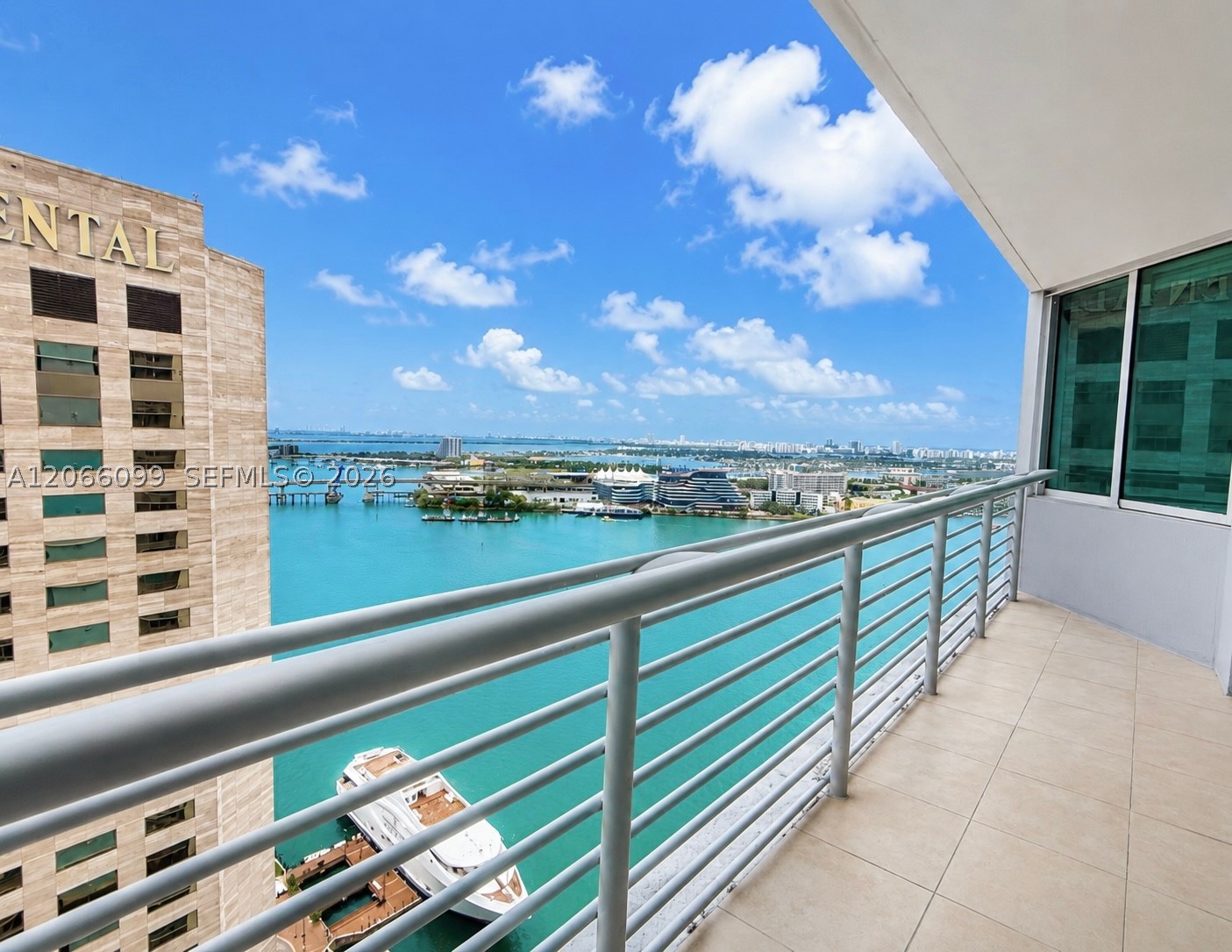 335 S Biscayne Blvd #3408, Miami FL 33131