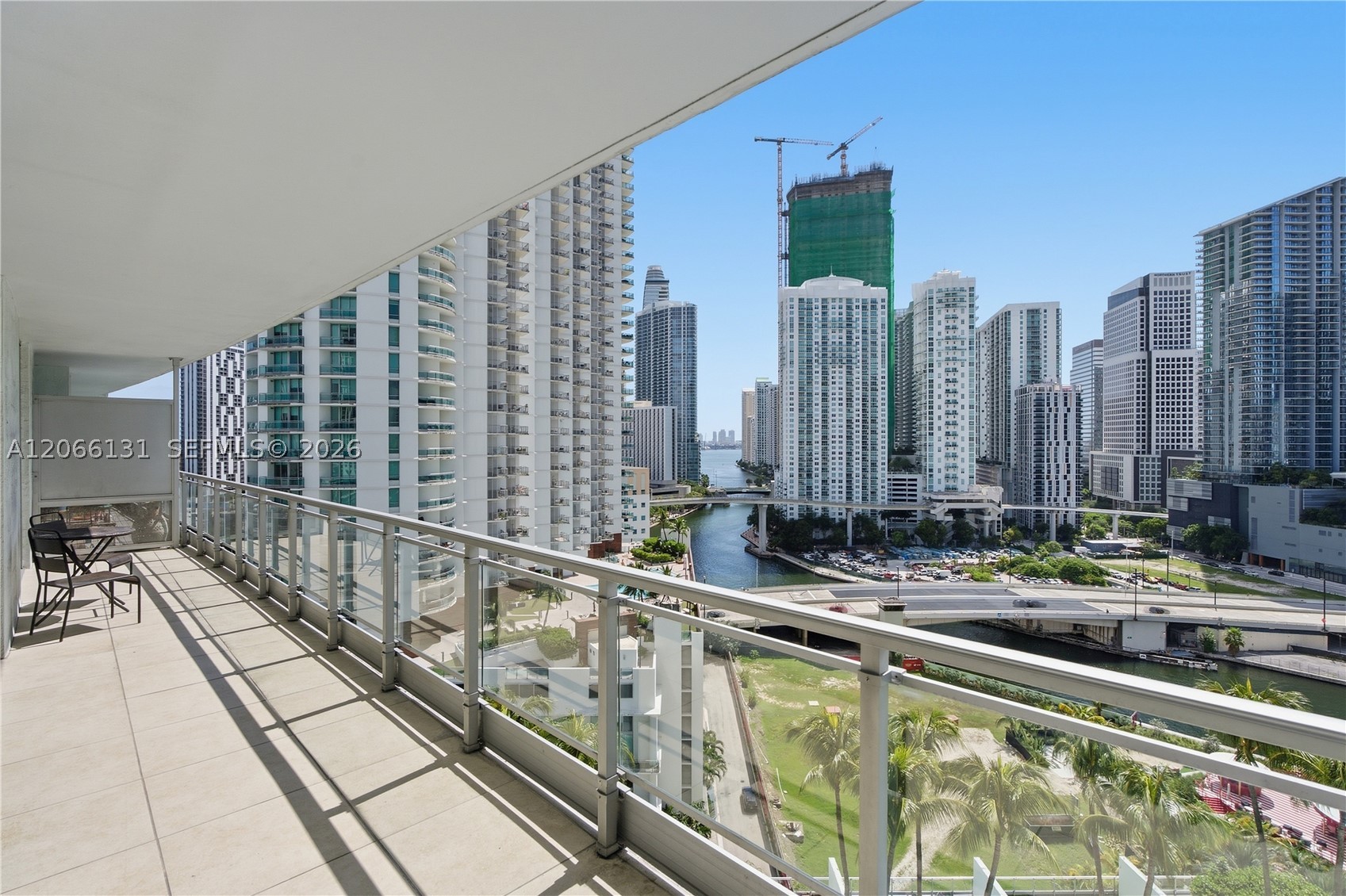 90 SW 3rd St #1801, Miami FL 33130