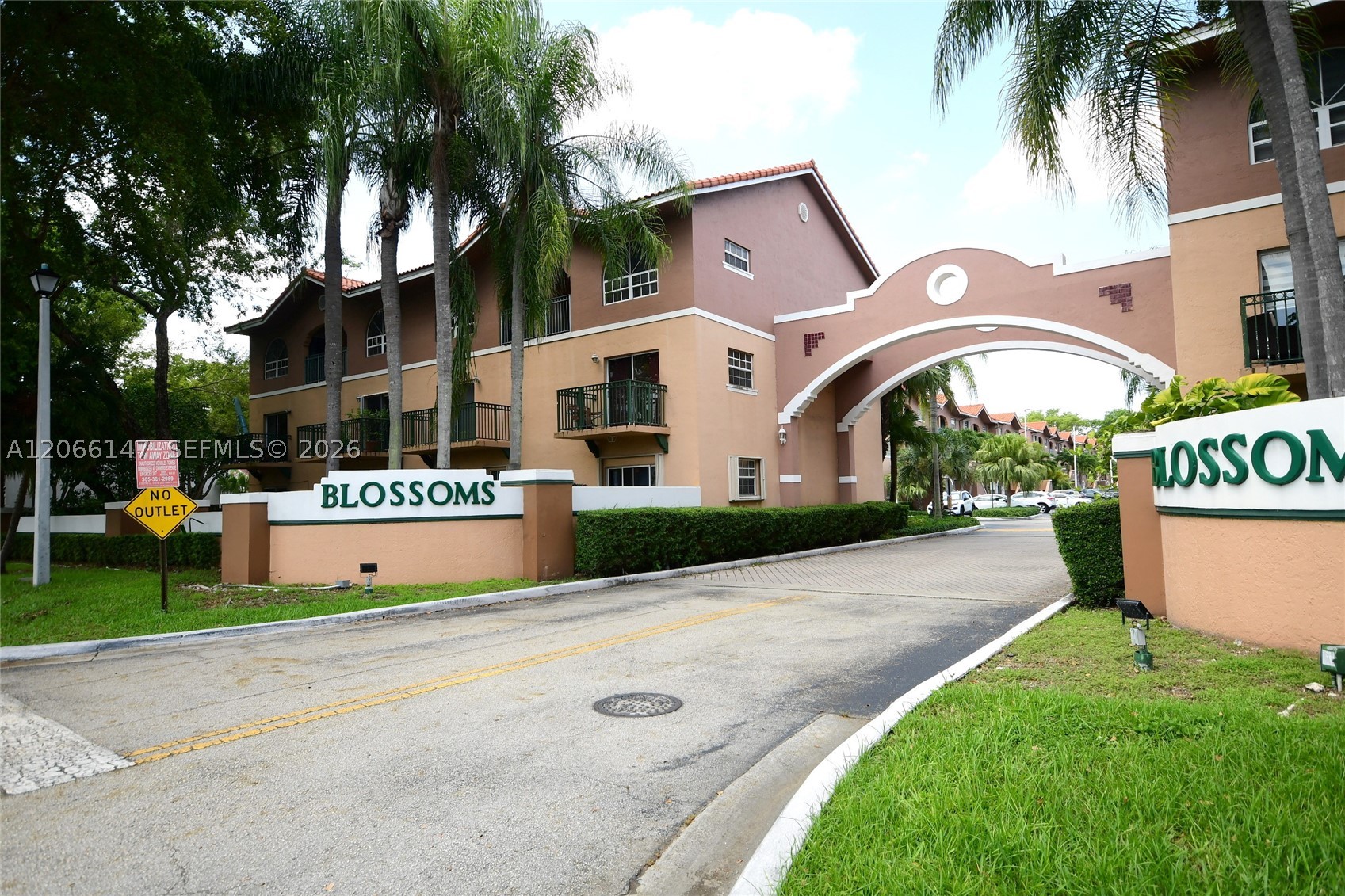 10026 Hammocks Blvd #103-6, Miami FL 33196