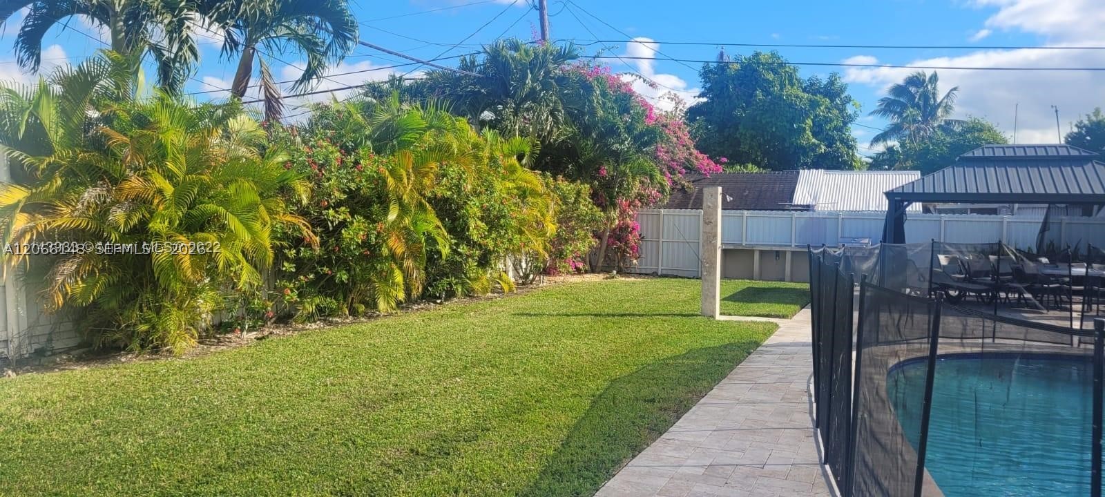 8811 SW 54th Ter #8811, Miami FL 33165