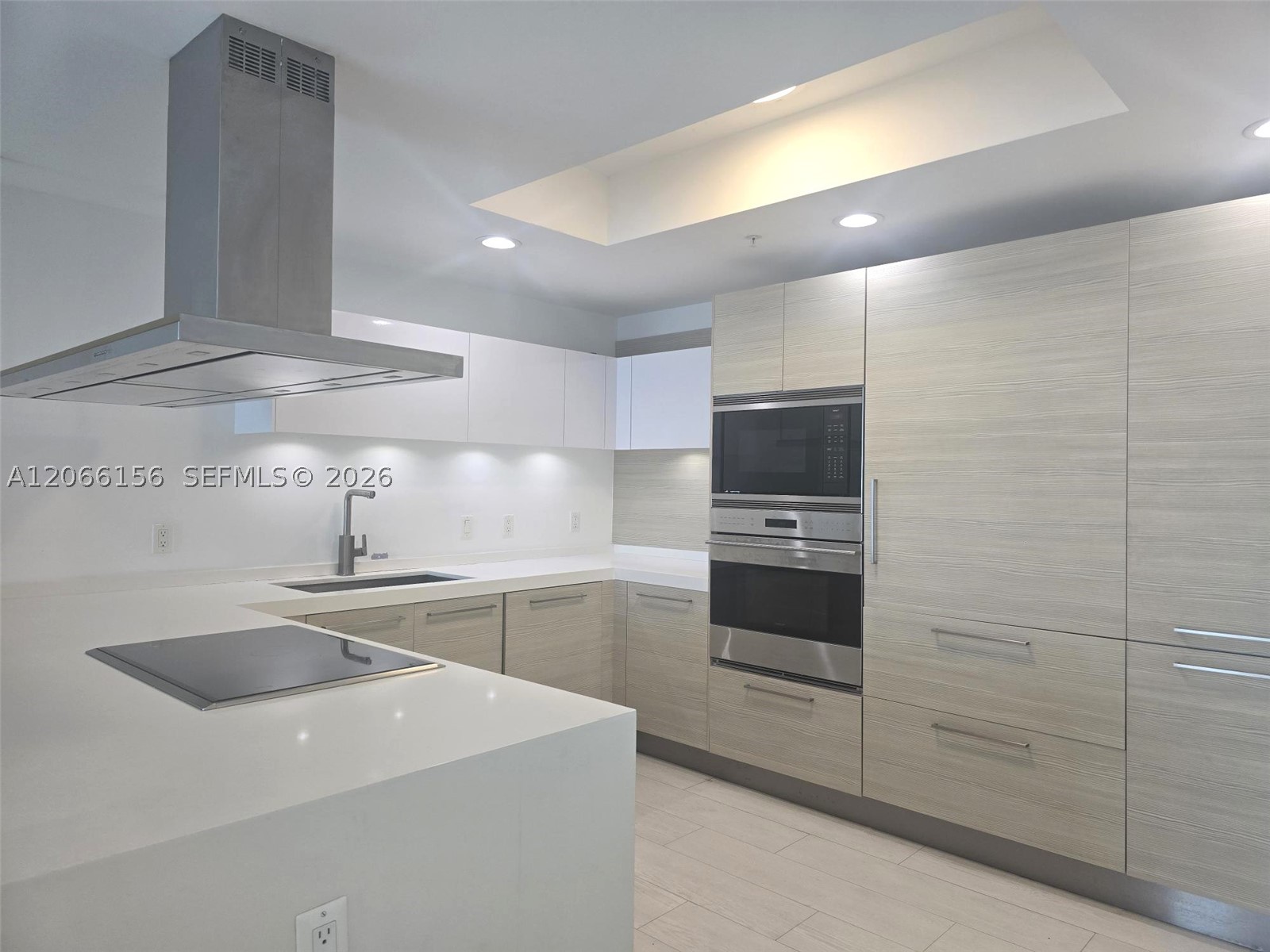 17301 Biscayne Blvd #1004, North Miami Beach FL 33160