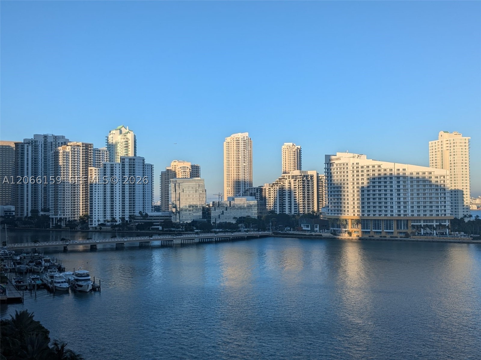 1155 Brickell Bay Dr #910, Miami FL 33131