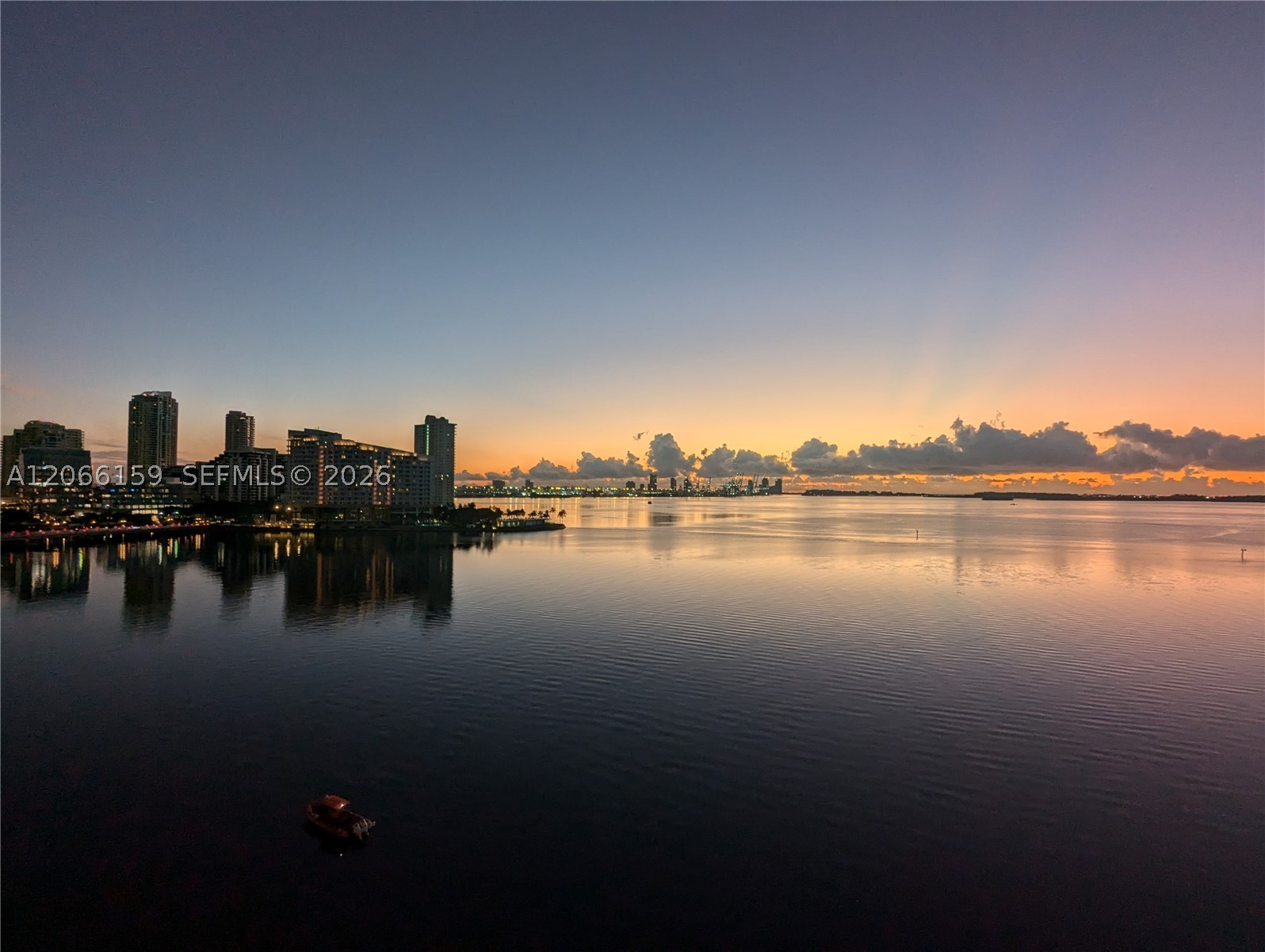 1155 Brickell Bay Dr #910, Miami FL 33131