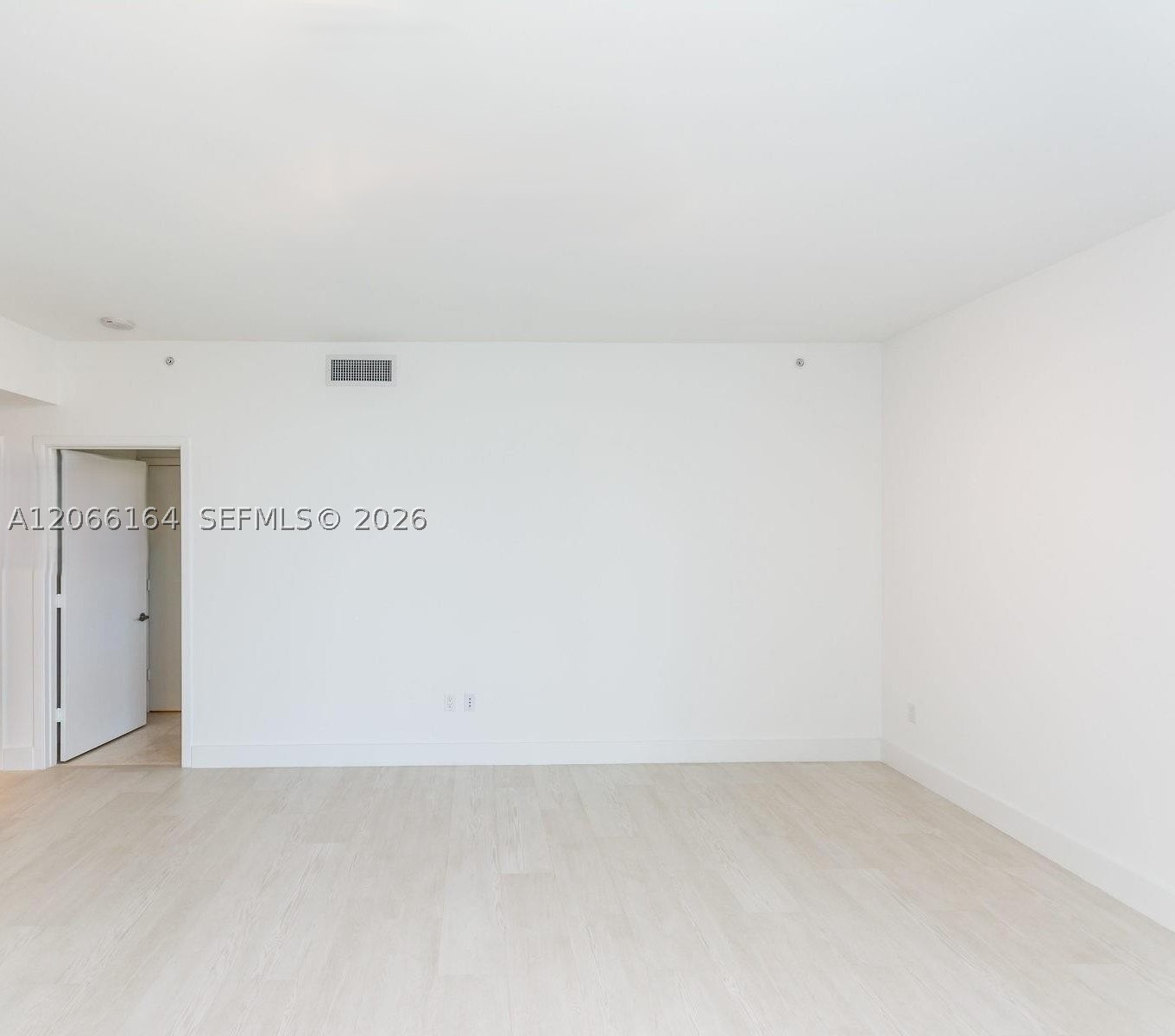 17301 Biscayne Blvd #1004, North Miami Beach FL 33160