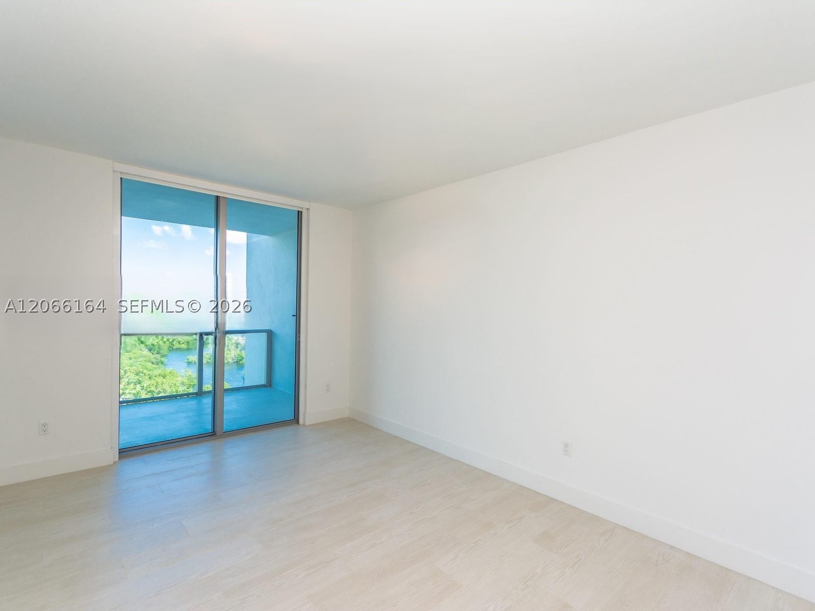 17301 Biscayne Blvd #1004, North Miami Beach FL 33160