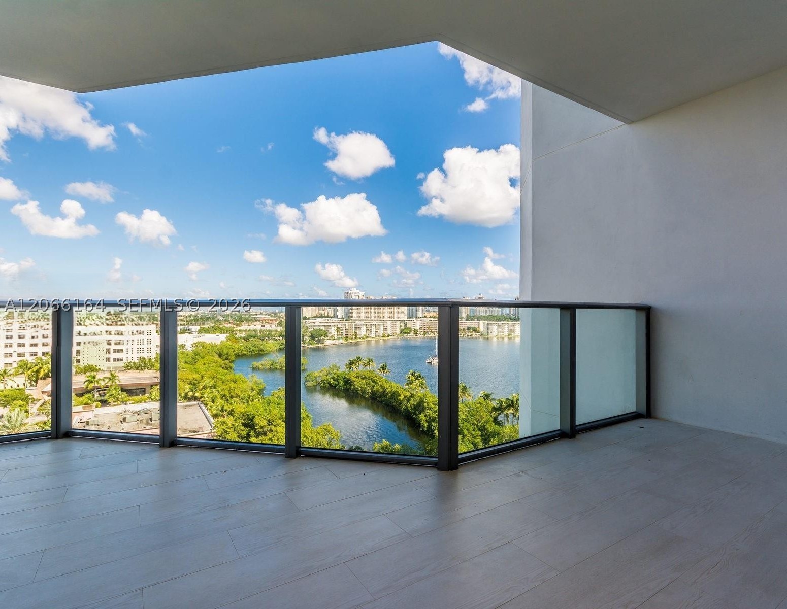 17301 Biscayne Blvd #1004, North Miami Beach FL 33160