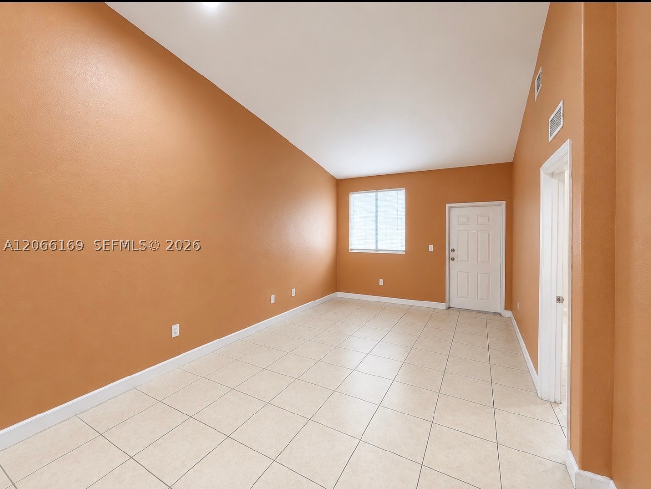 2811 SE 17th Ave #206, Homestead FL 33035