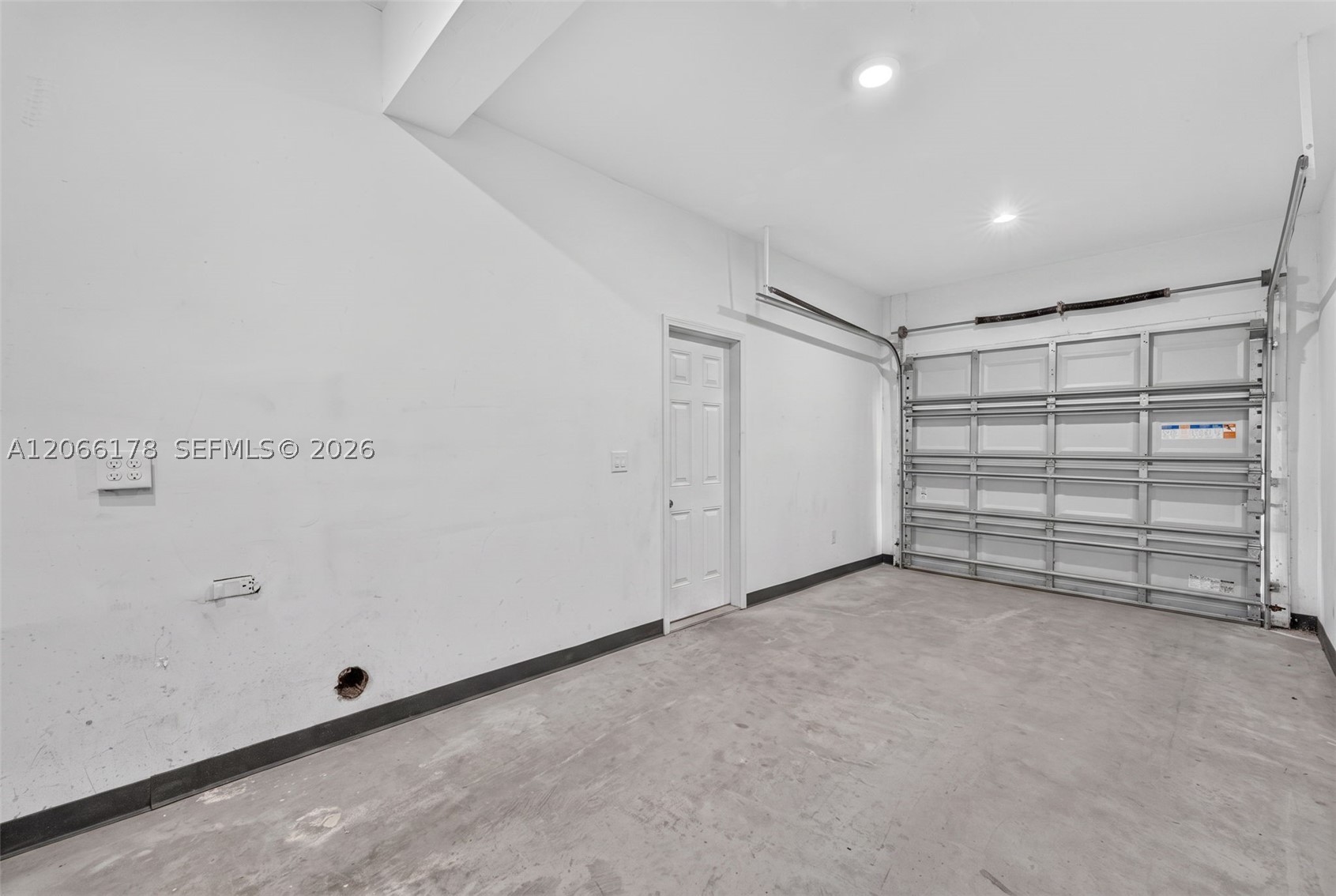 7516 Mutiny Ave, North Bay Village FL 33141