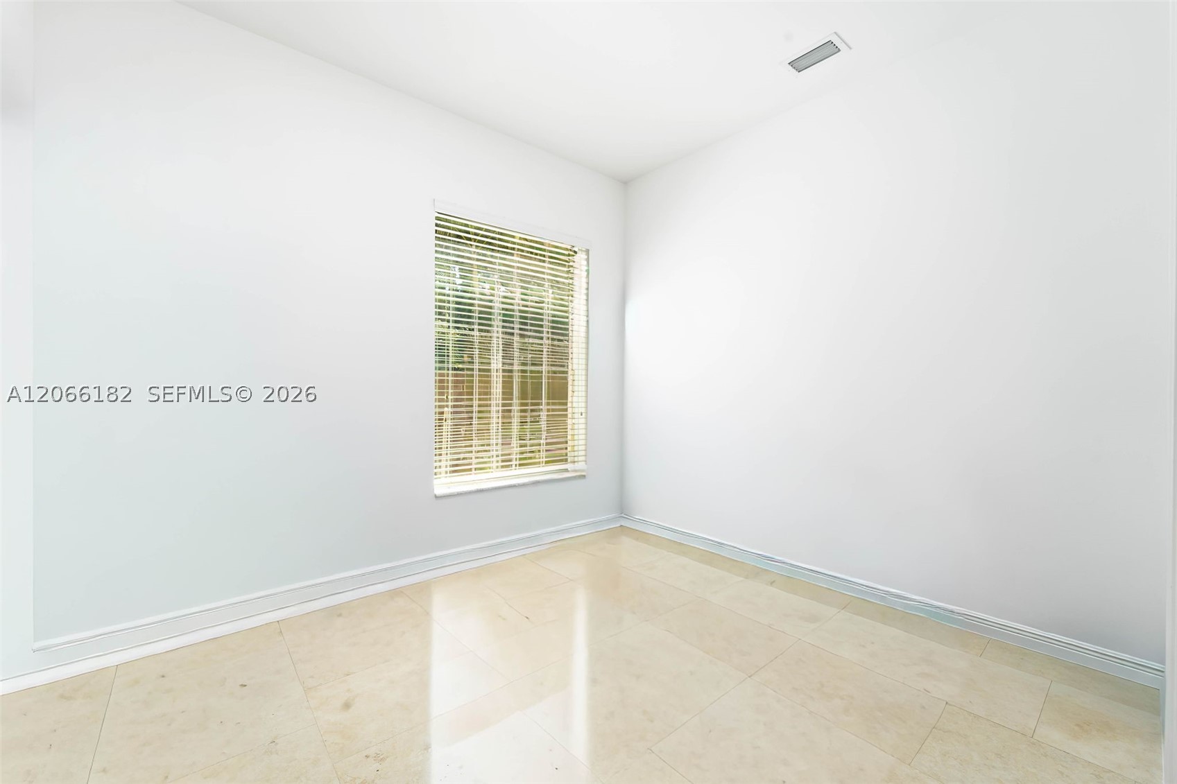 1490 Cleveland Rd, Miami Beach FL 33141