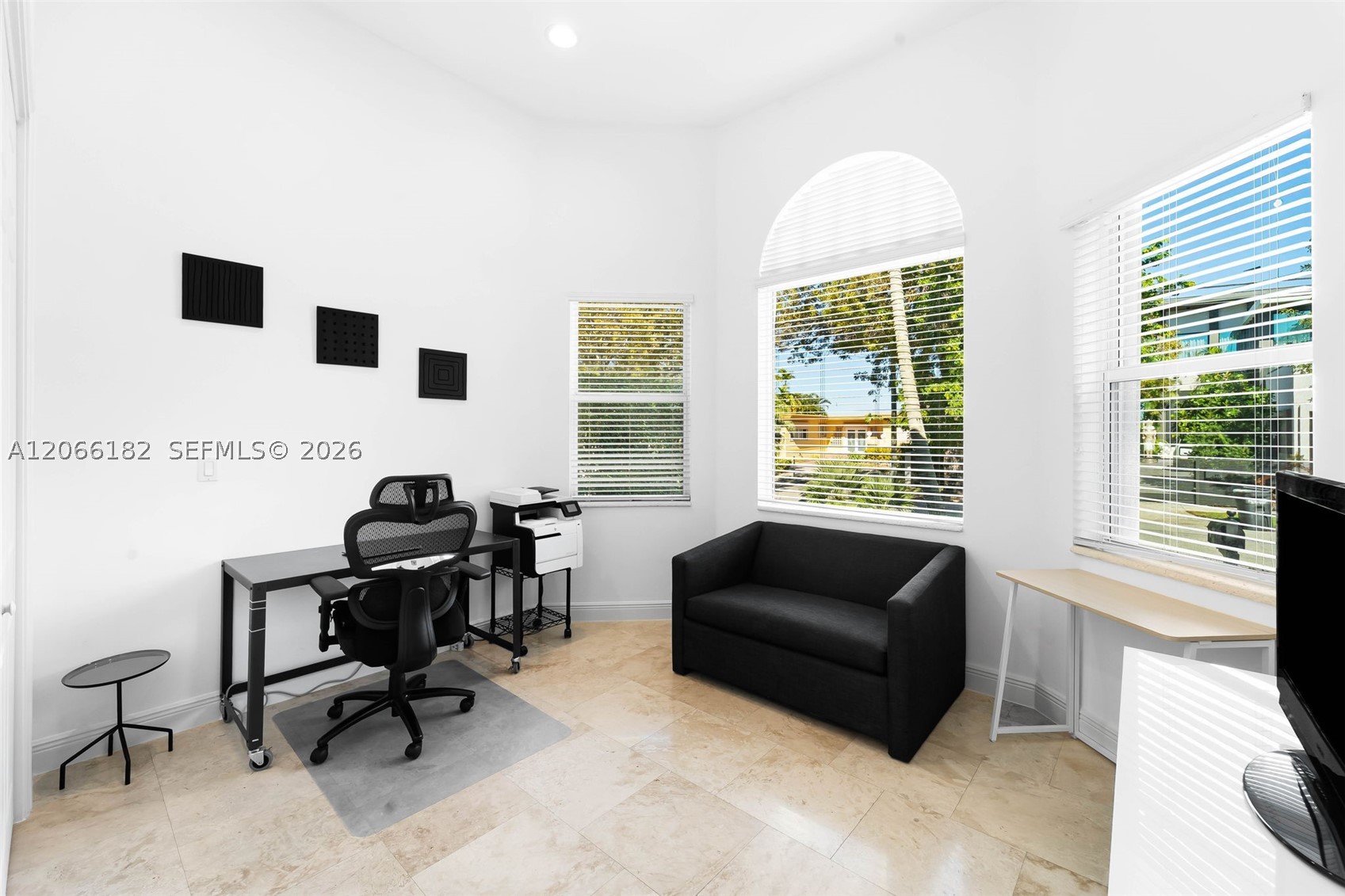 1490 Cleveland Rd, Miami Beach FL 33141
