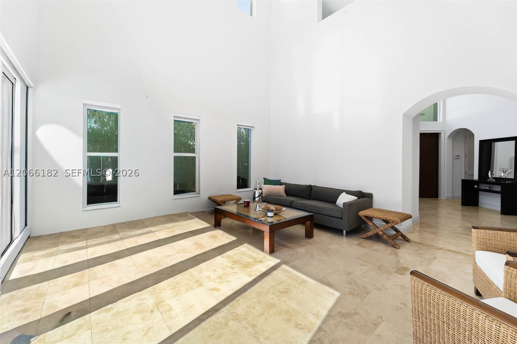 1490 Cleveland Rd, Miami Beach FL 33141