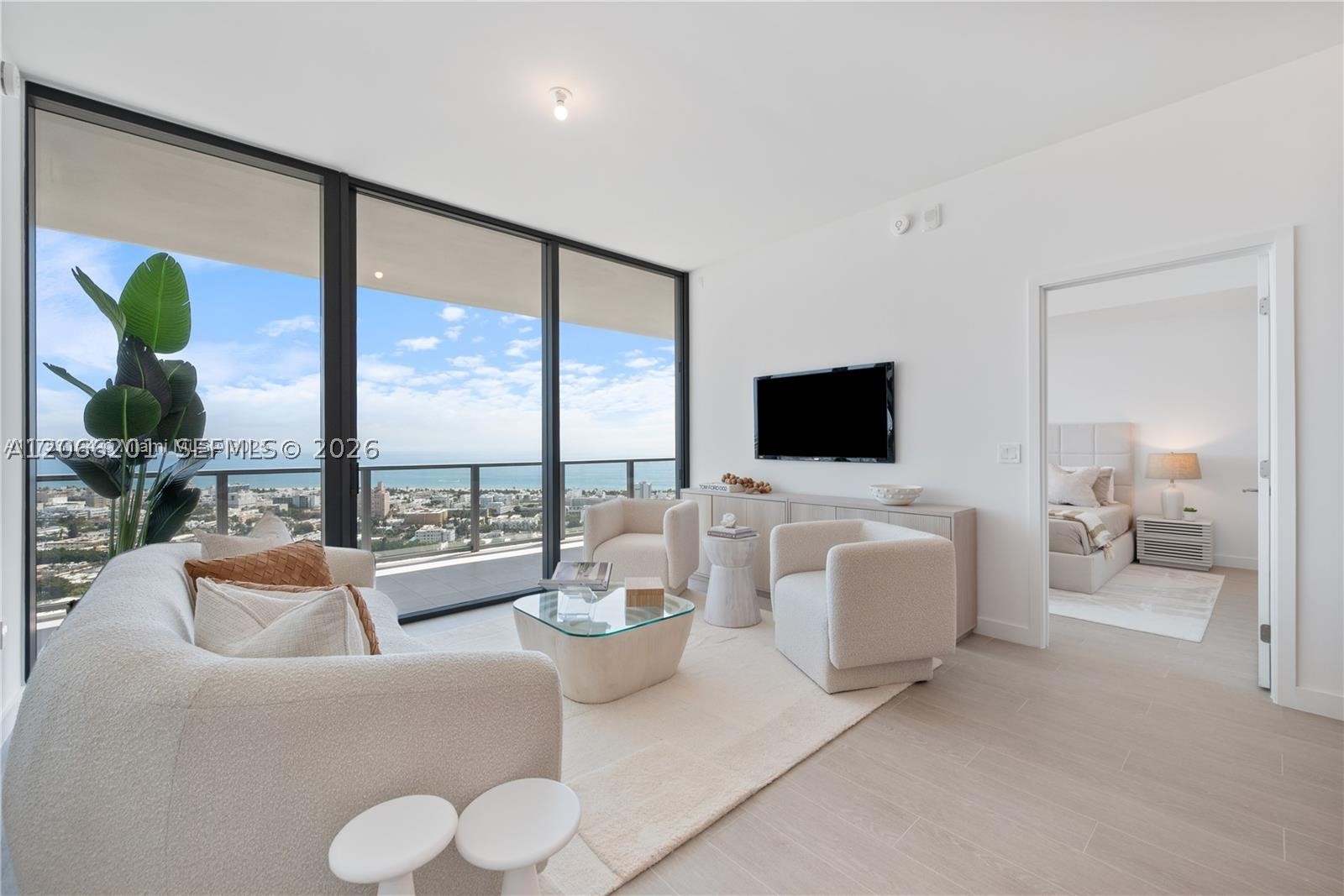 500 Alton #3304, Miami Beach FL 33139