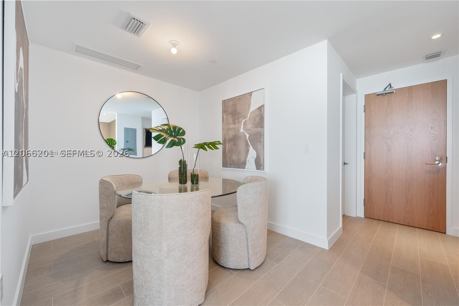 500 Alton #3304, Miami Beach FL 33139
