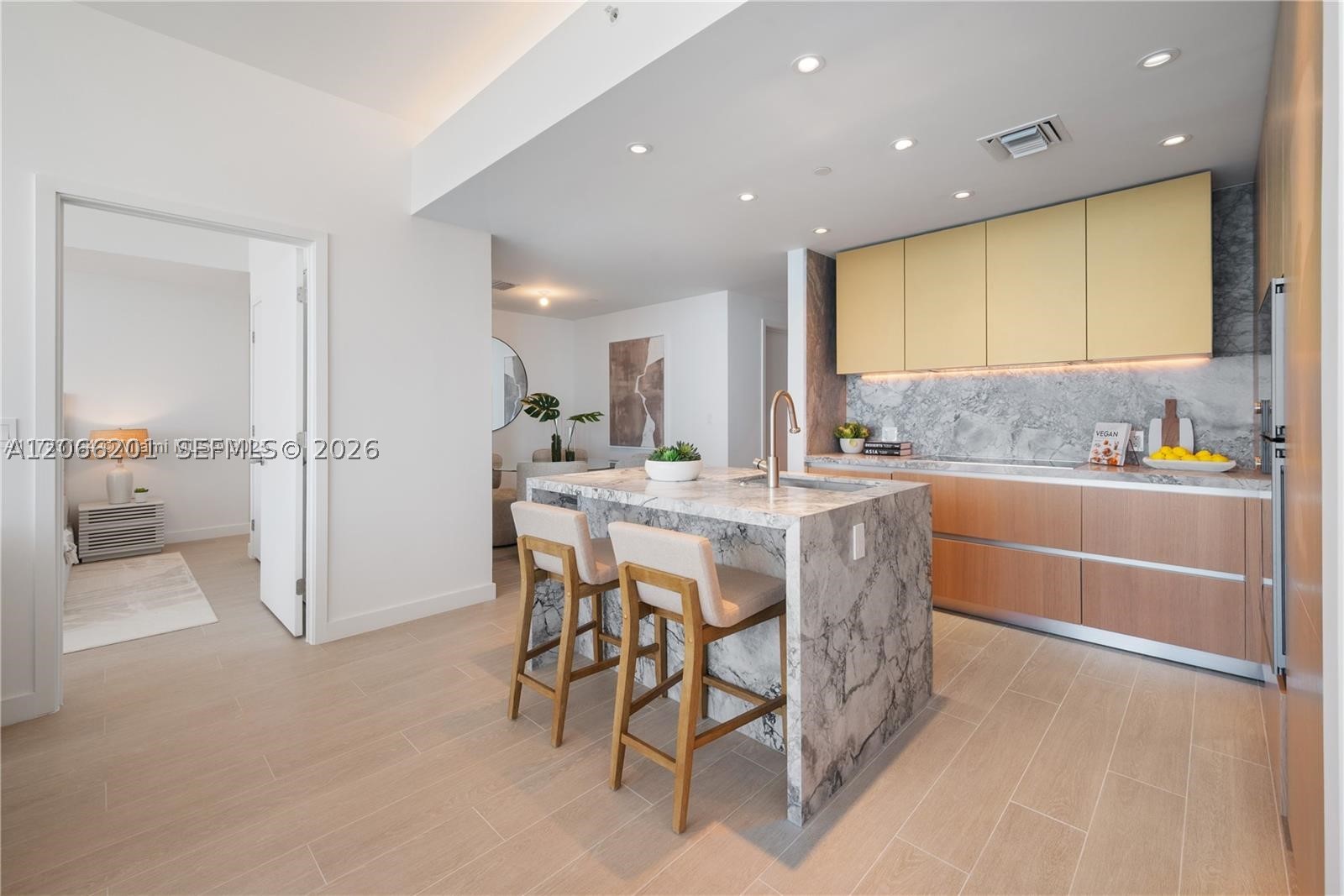 500 Alton #3304, Miami Beach FL 33139