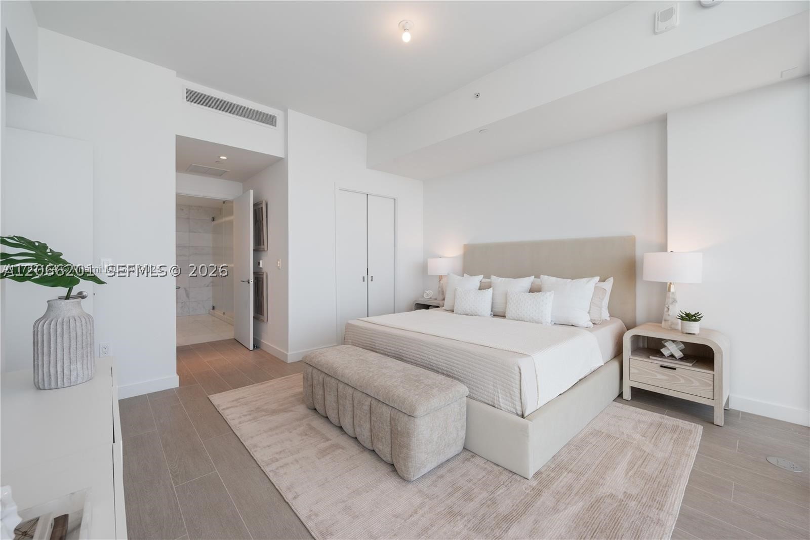 500 Alton #3304, Miami Beach FL 33139
