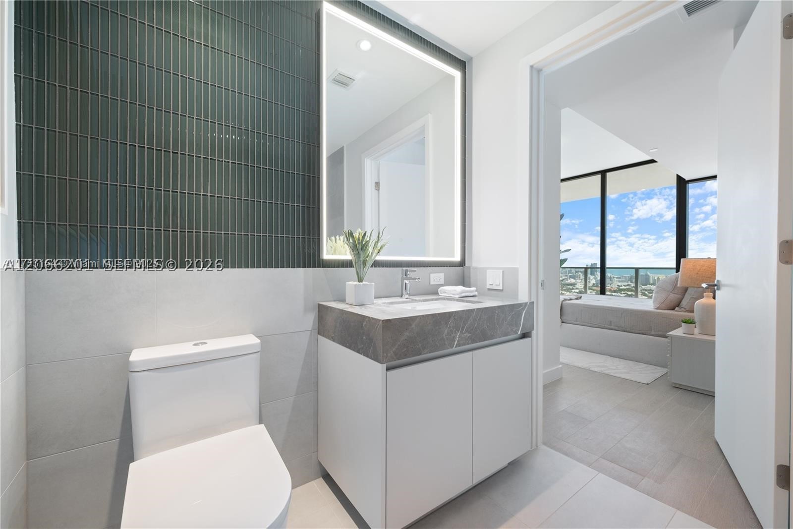 500 Alton #3304, Miami Beach FL 33139