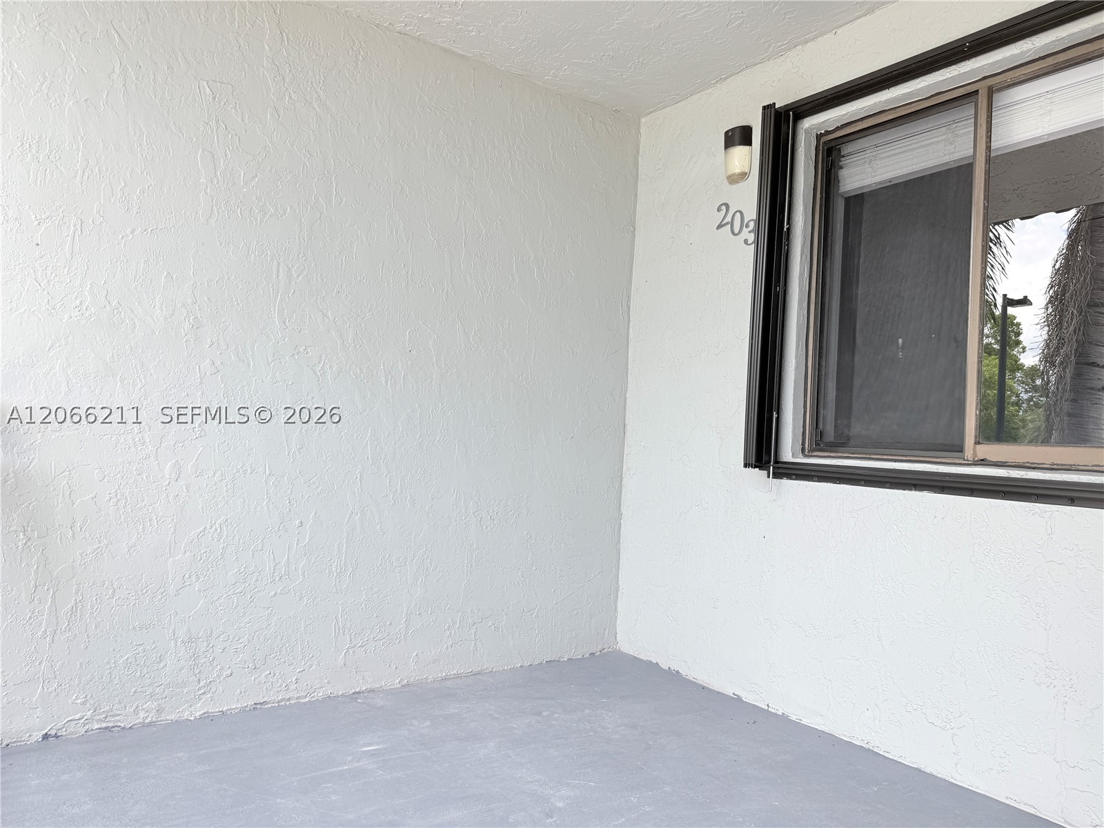 16511 Blatt Blvd #203, Weston FL 33326