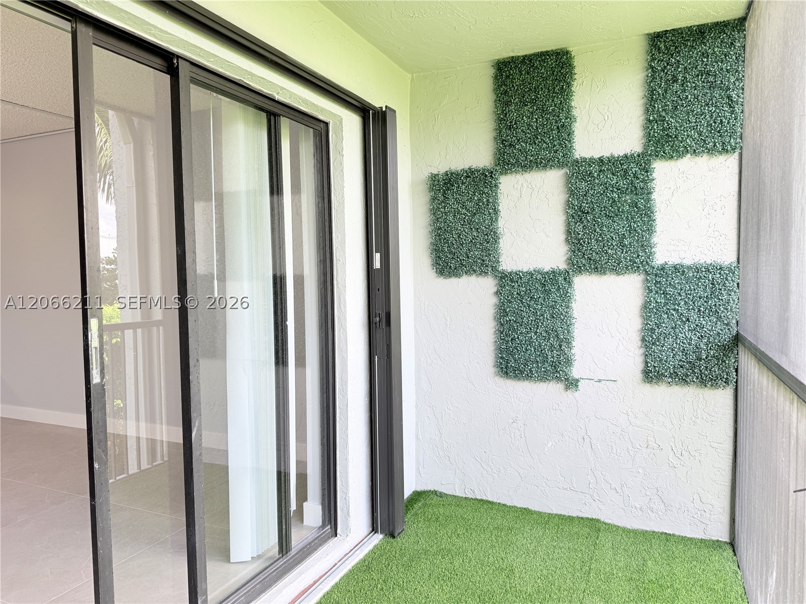 16511 Blatt Blvd #203, Weston FL 33326