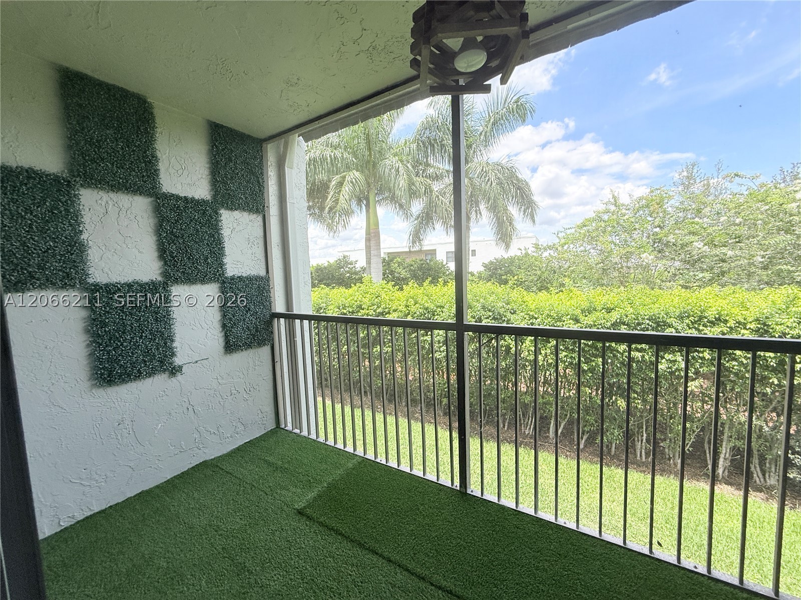 16511 Blatt Blvd #203, Weston FL 33326