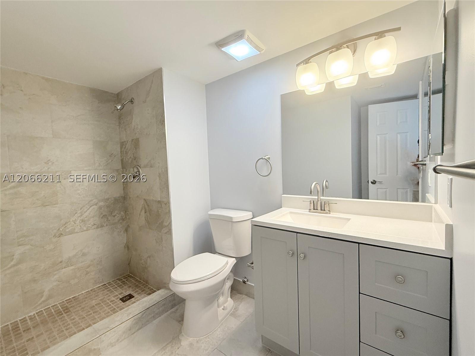 16511 Blatt Blvd #203, Weston FL 33326